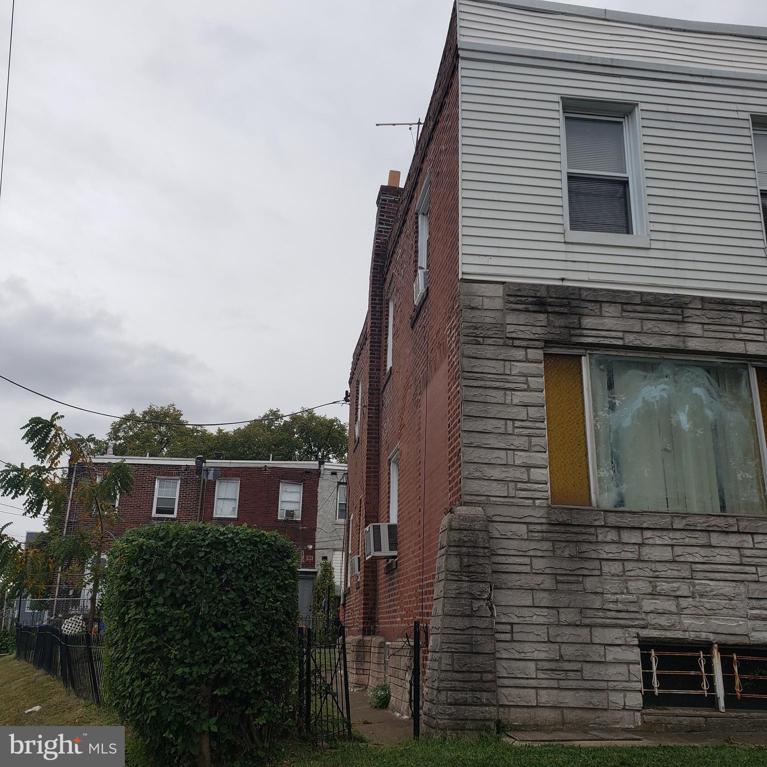 PHILADELPHIA (SOUTHWEST) - Residential