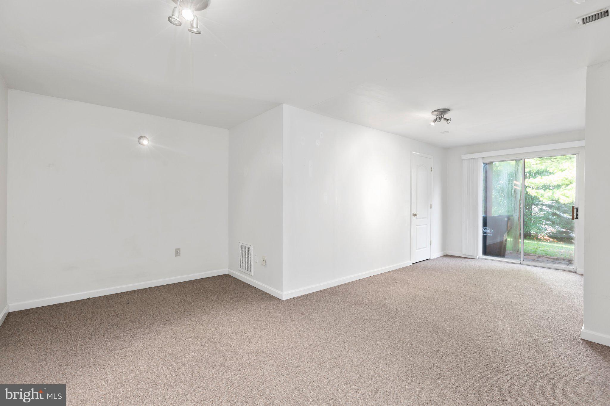 HIGHPOINTE - Residential