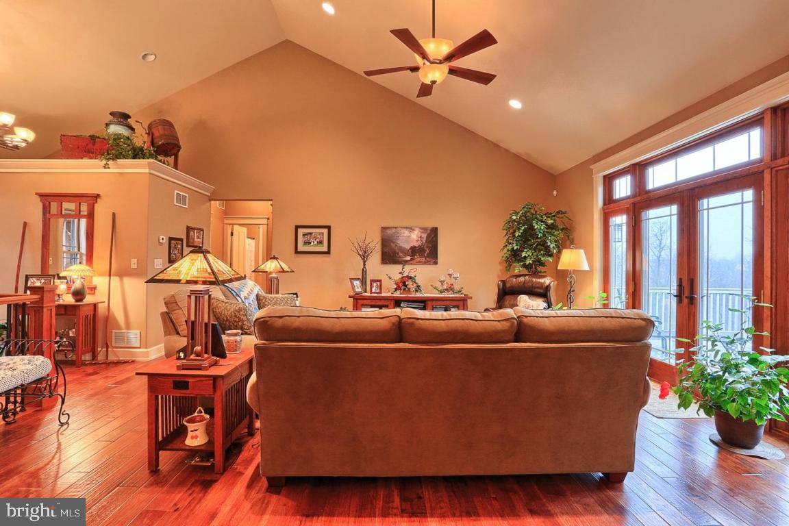 WARWICK TWP - Residential