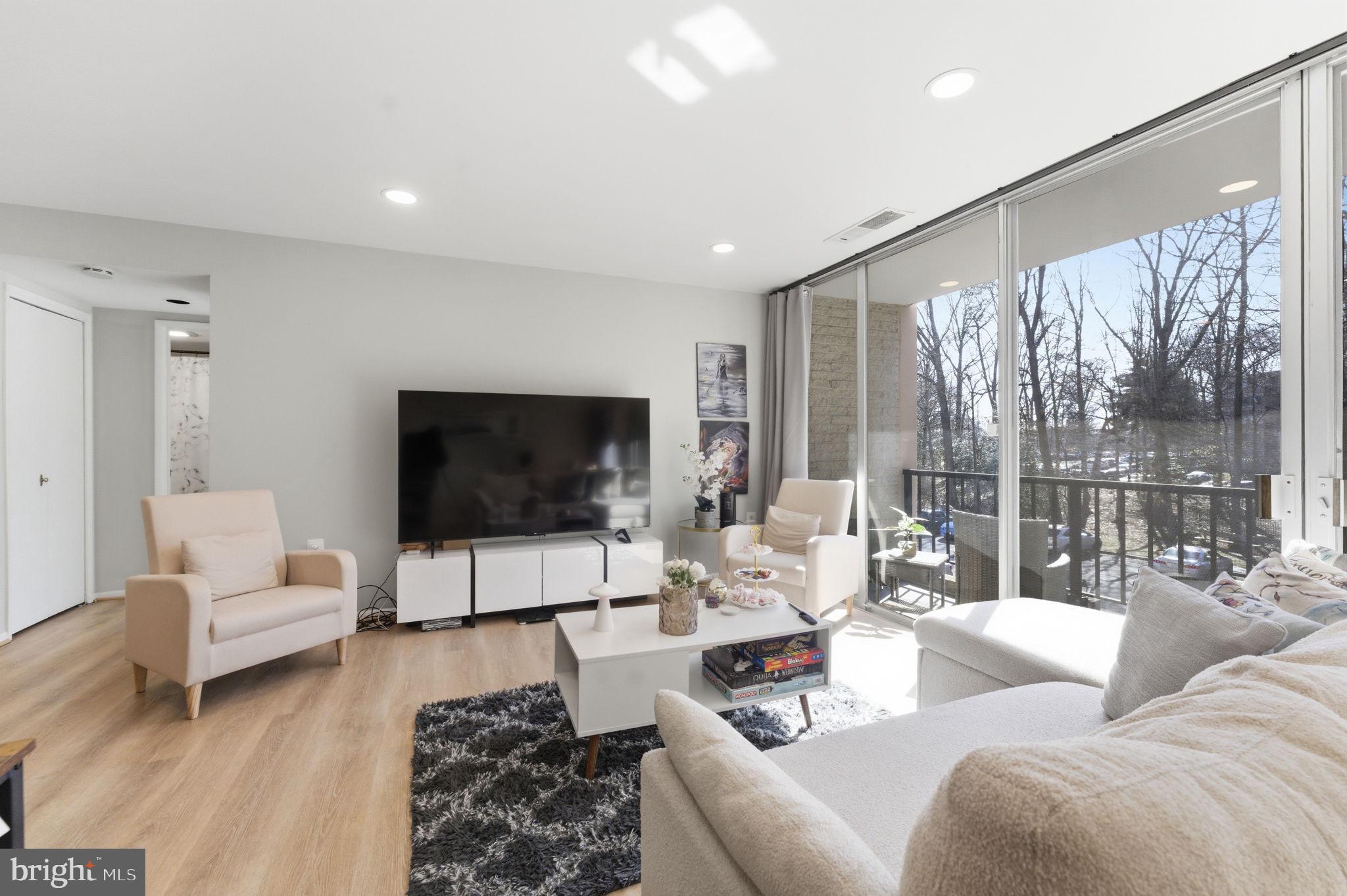 IVYMOUNT COURT - Residential