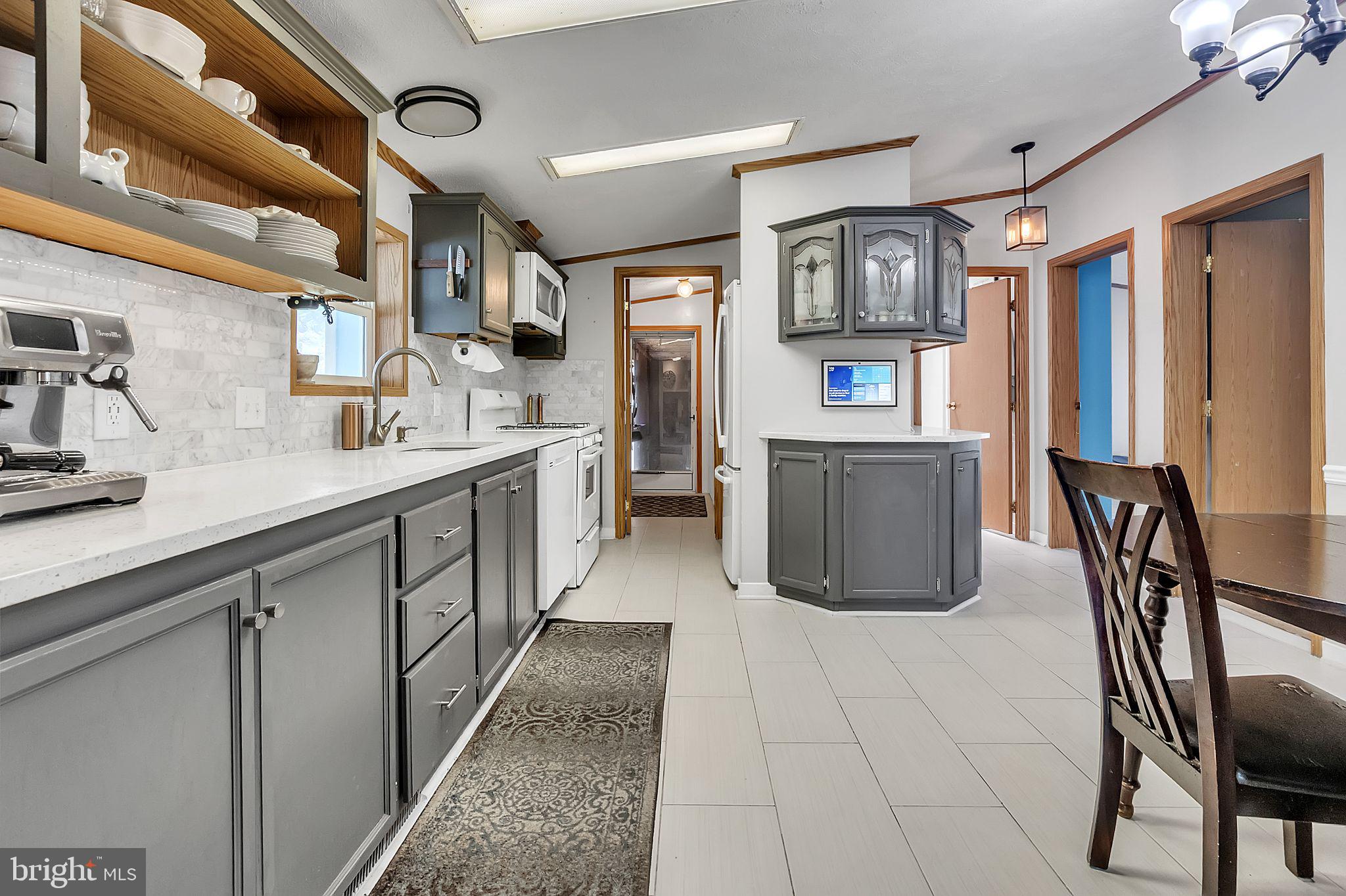 PINE-LEIGH - Residential