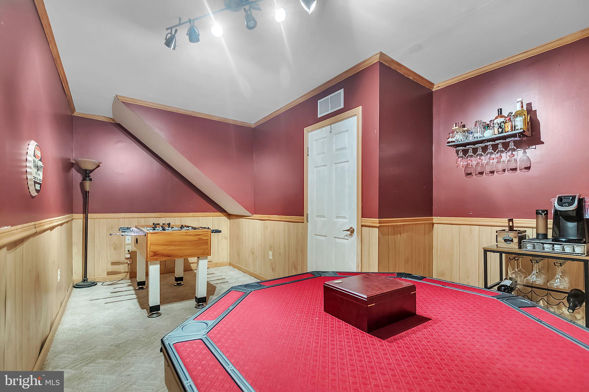 PINE-LEIGH - Residential