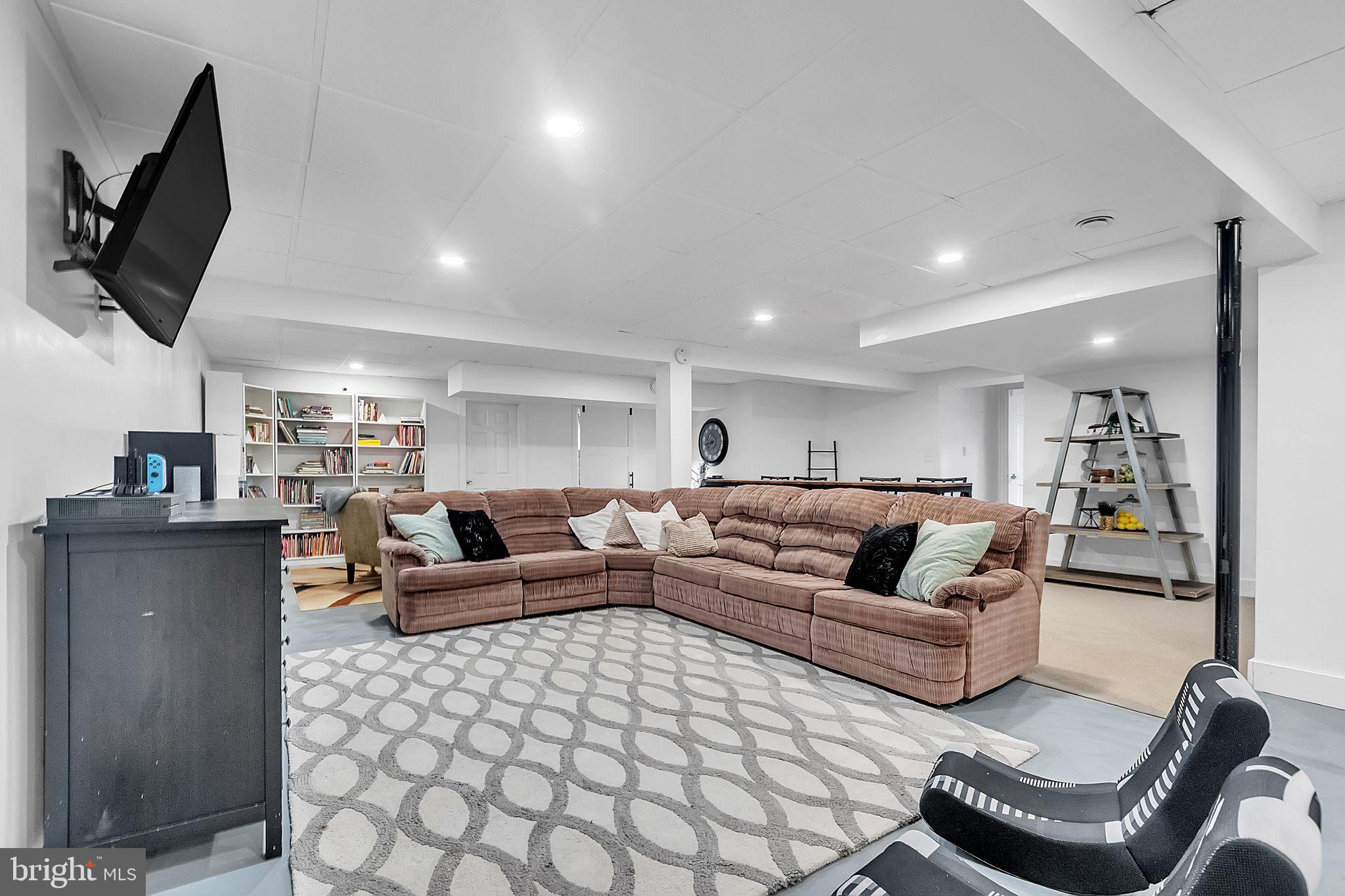 PINE-LEIGH - Residential