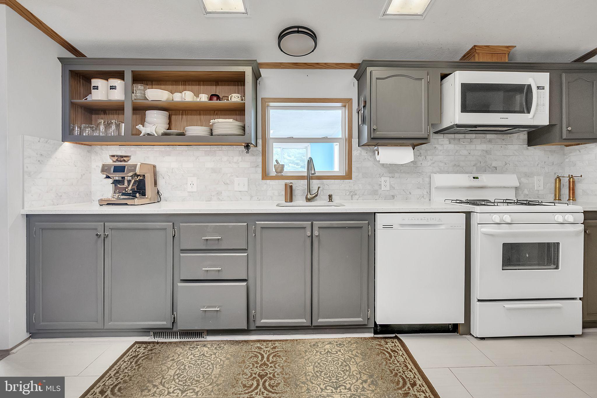 PINE-LEIGH - Residential