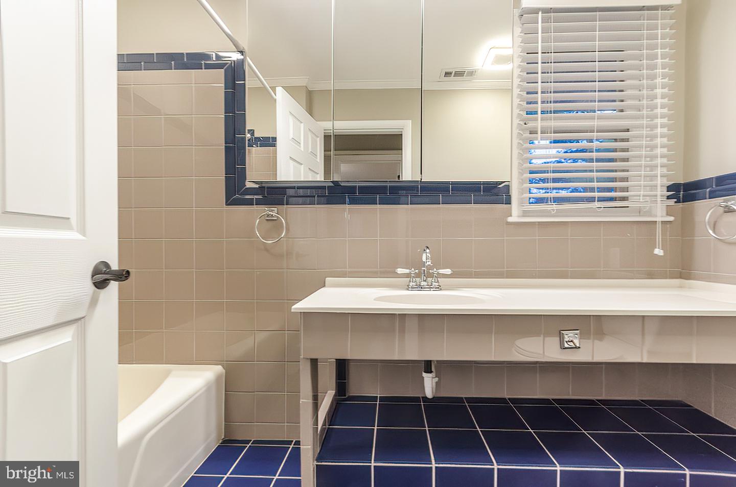 PARK HEIGHTS - Residential