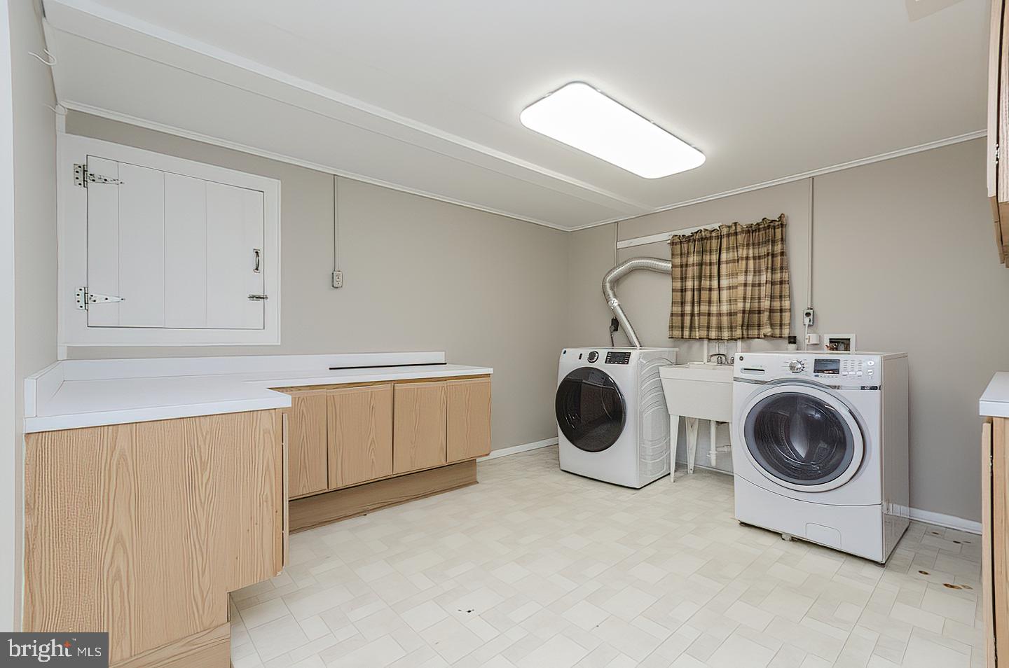 PARK HEIGHTS - Residential