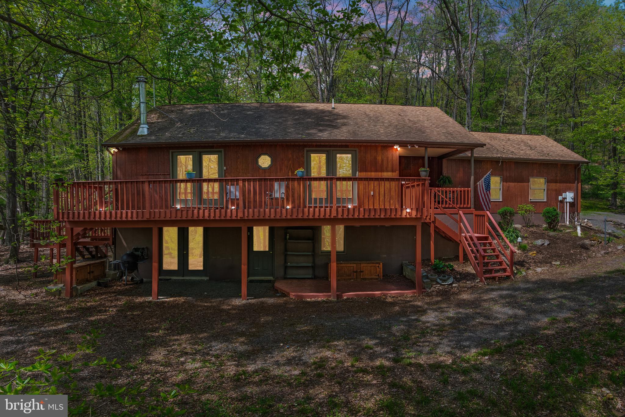 121 PENDRAGON COURT