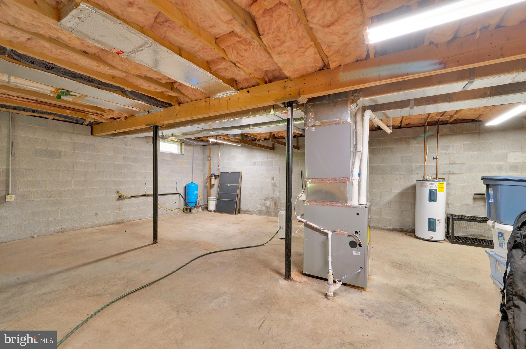 SOMERSET - Residential