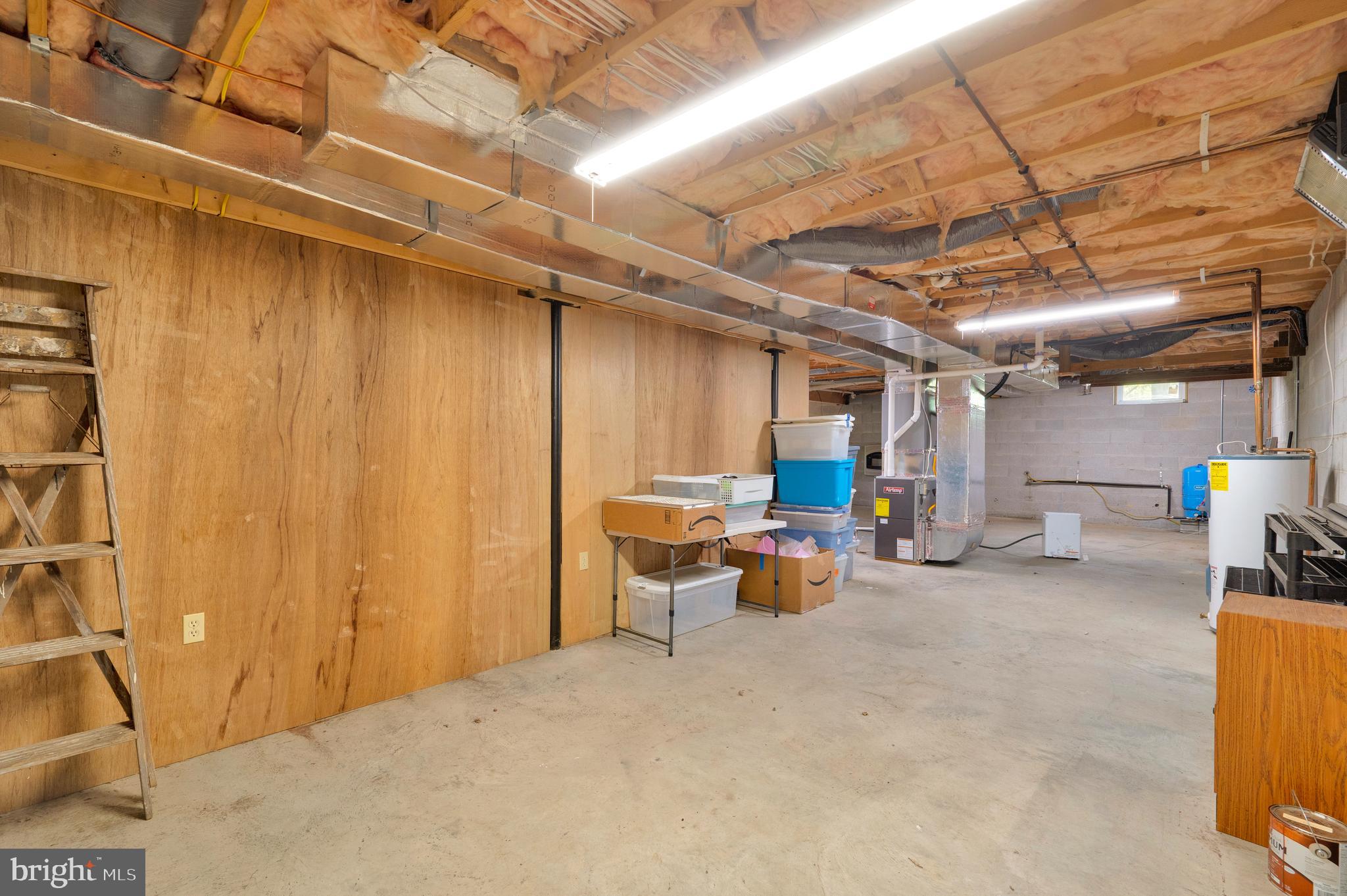 SOMERSET - Residential