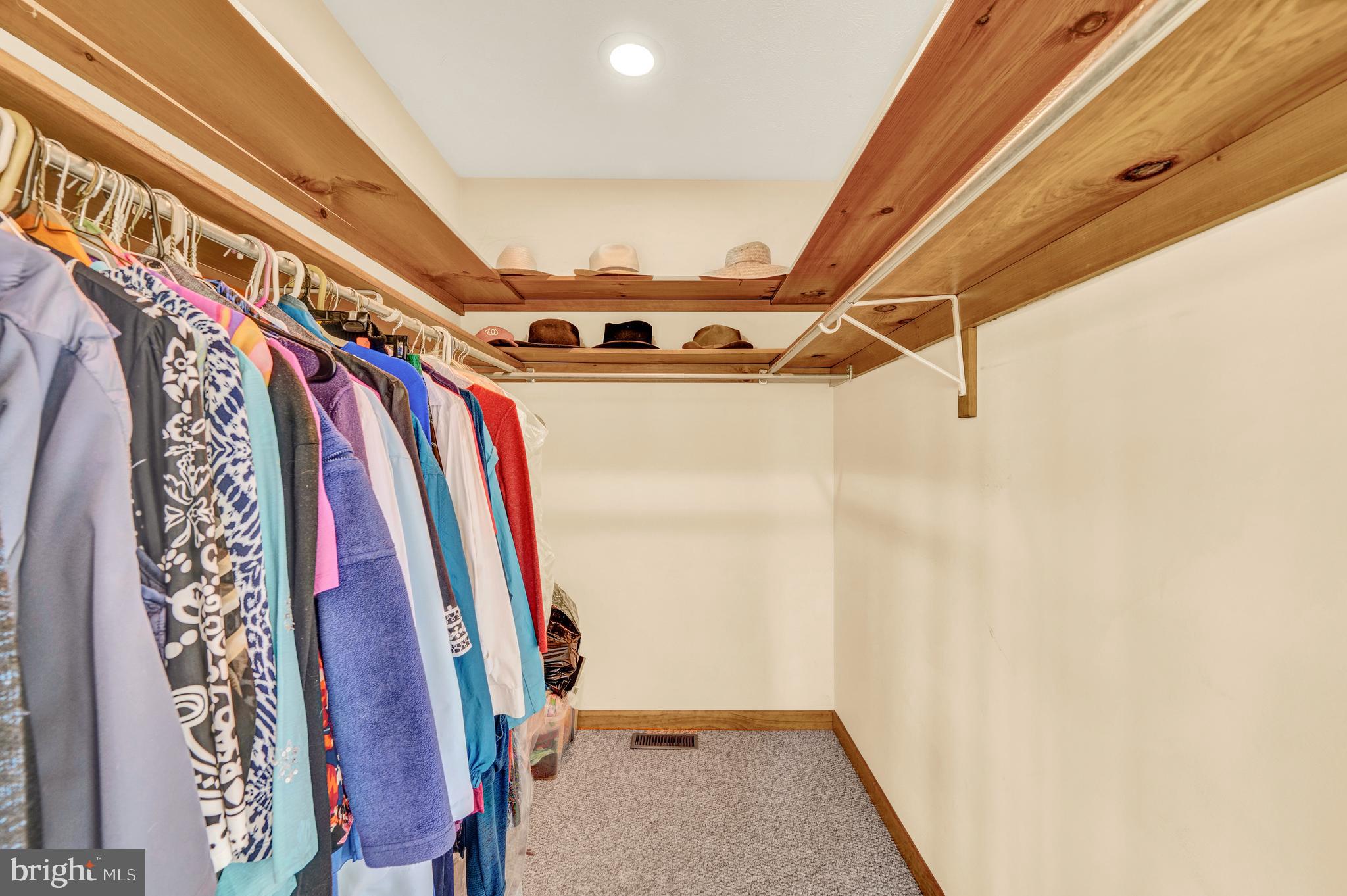 SOMERSET - Residential