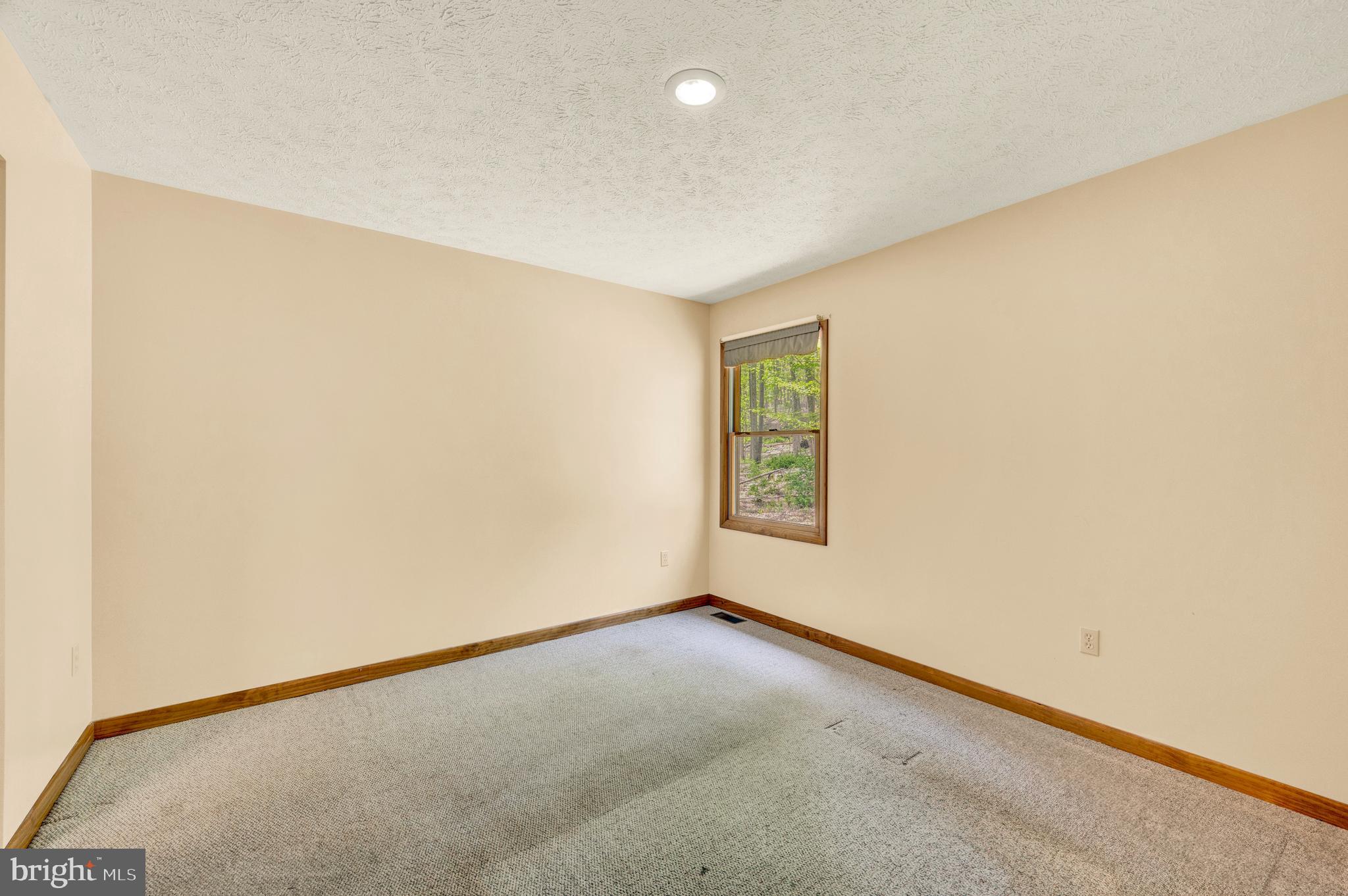 SOMERSET - Residential