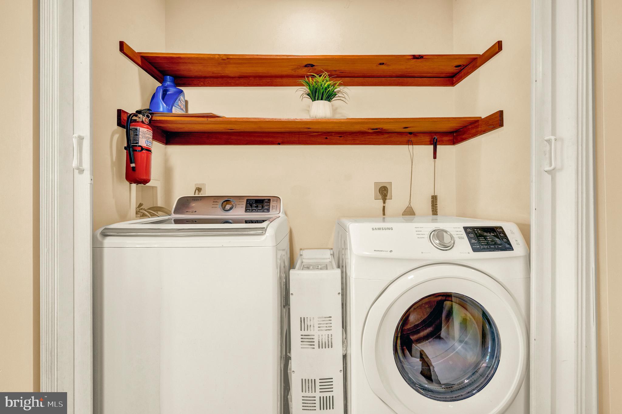 SOMERSET - Residential