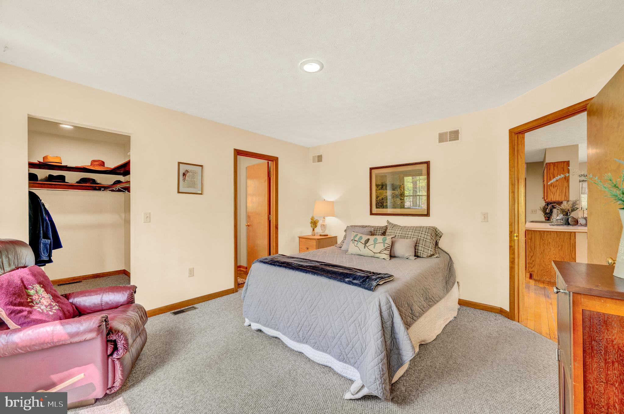 SOMERSET - Residential