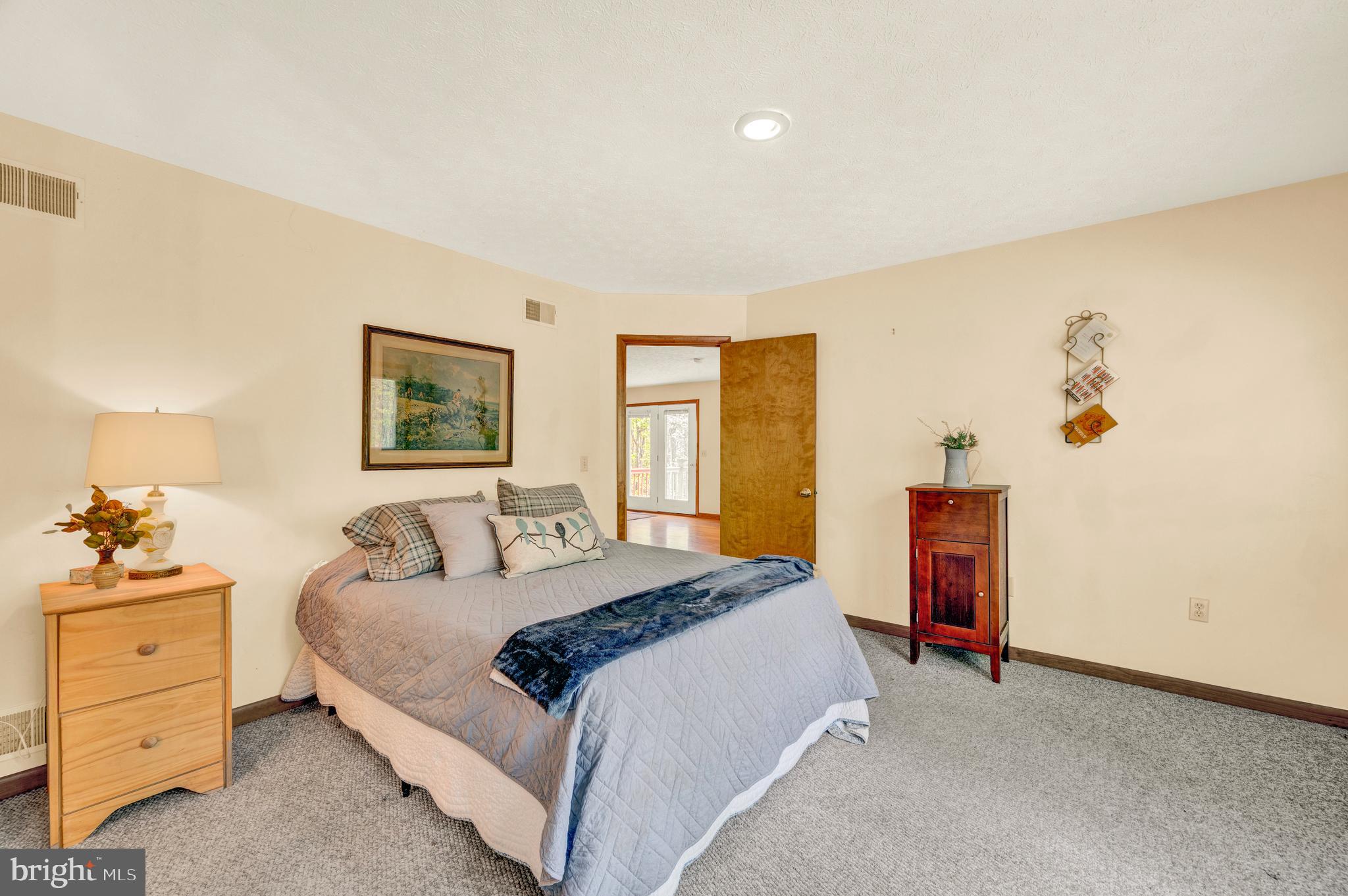 SOMERSET - Residential