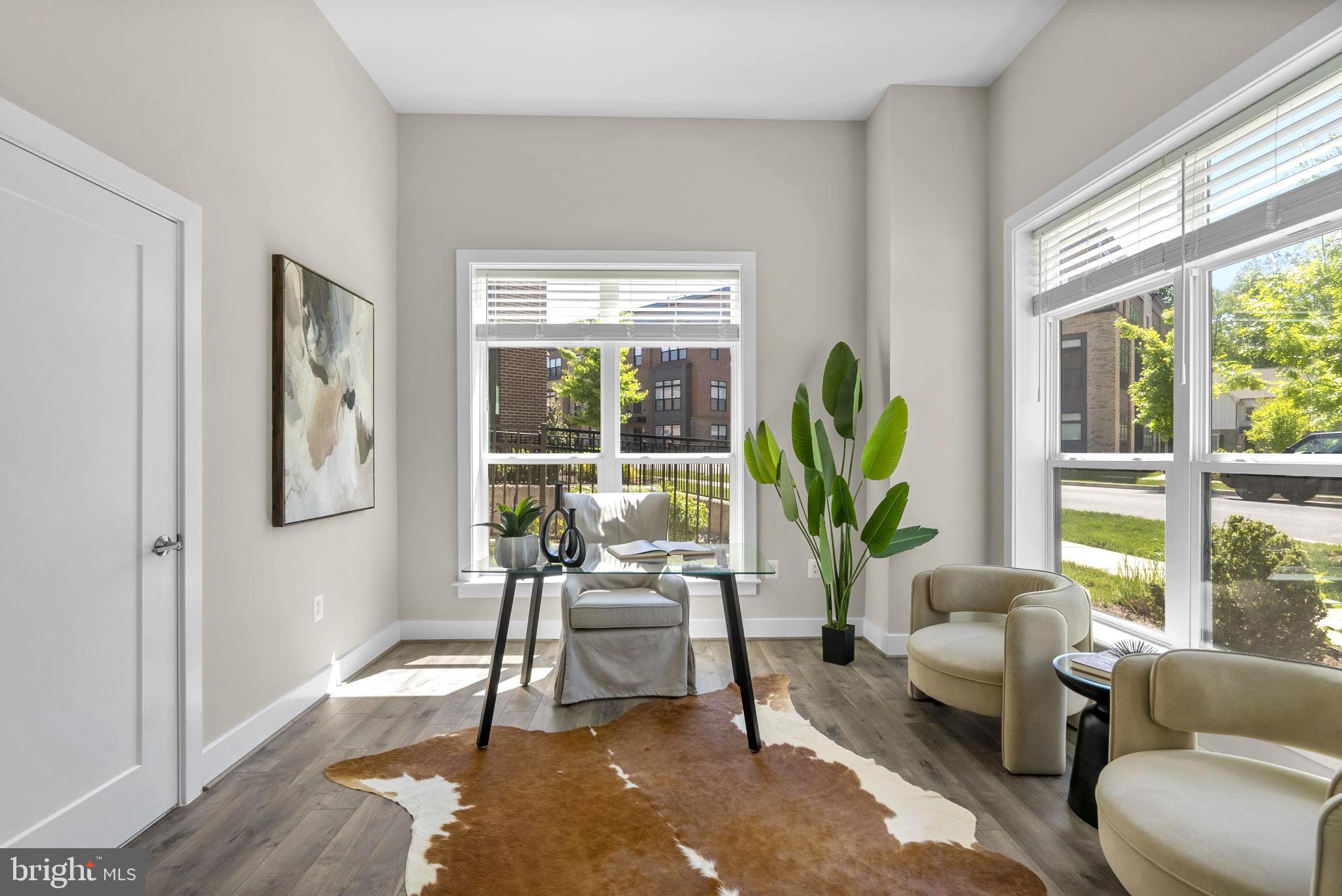 TOWER OAKS - Residential
