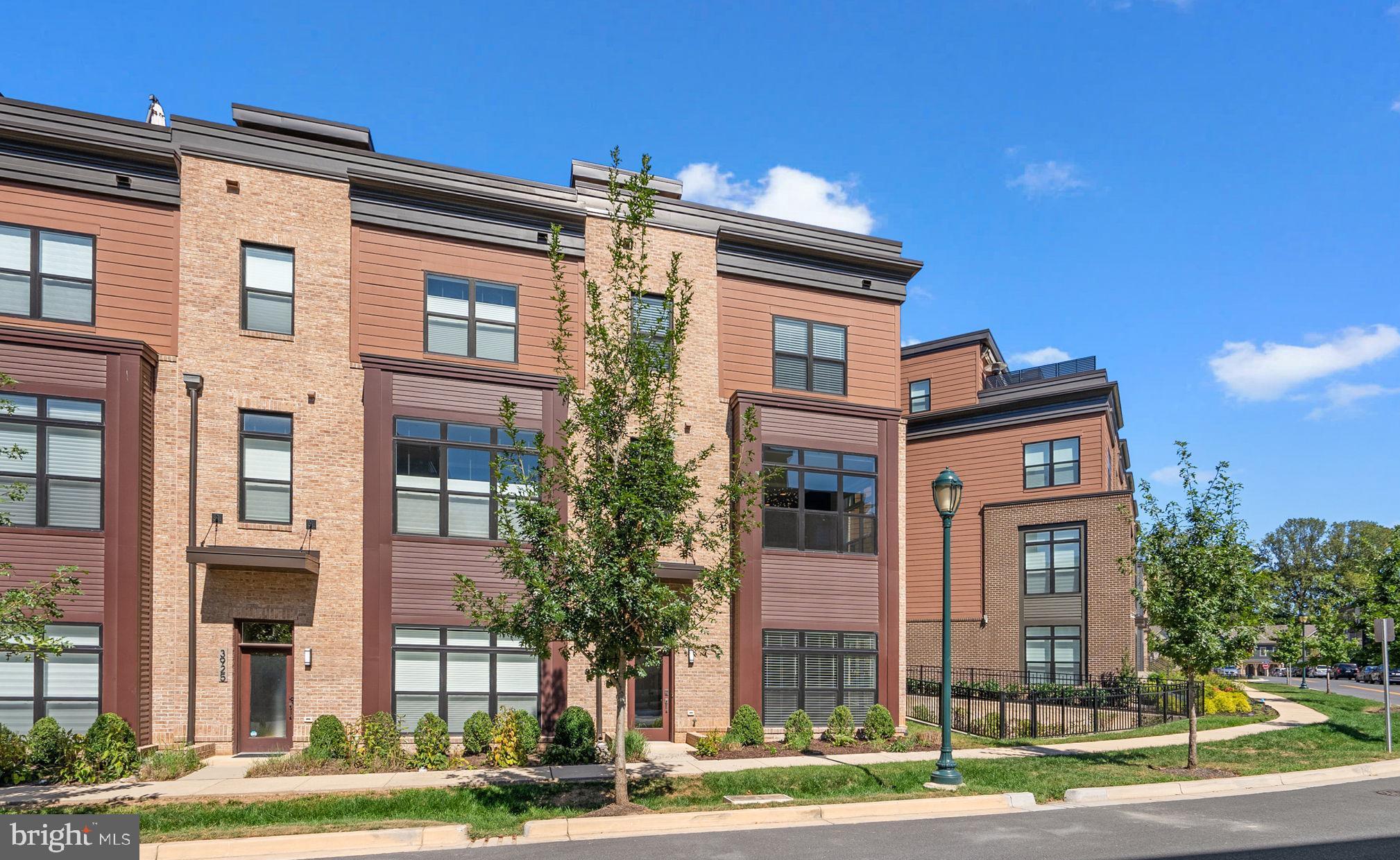 TOWER OAKS - Residential