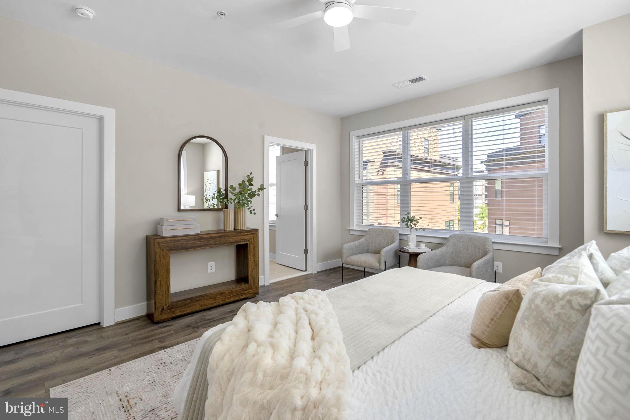 TOWER OAKS - Residential
