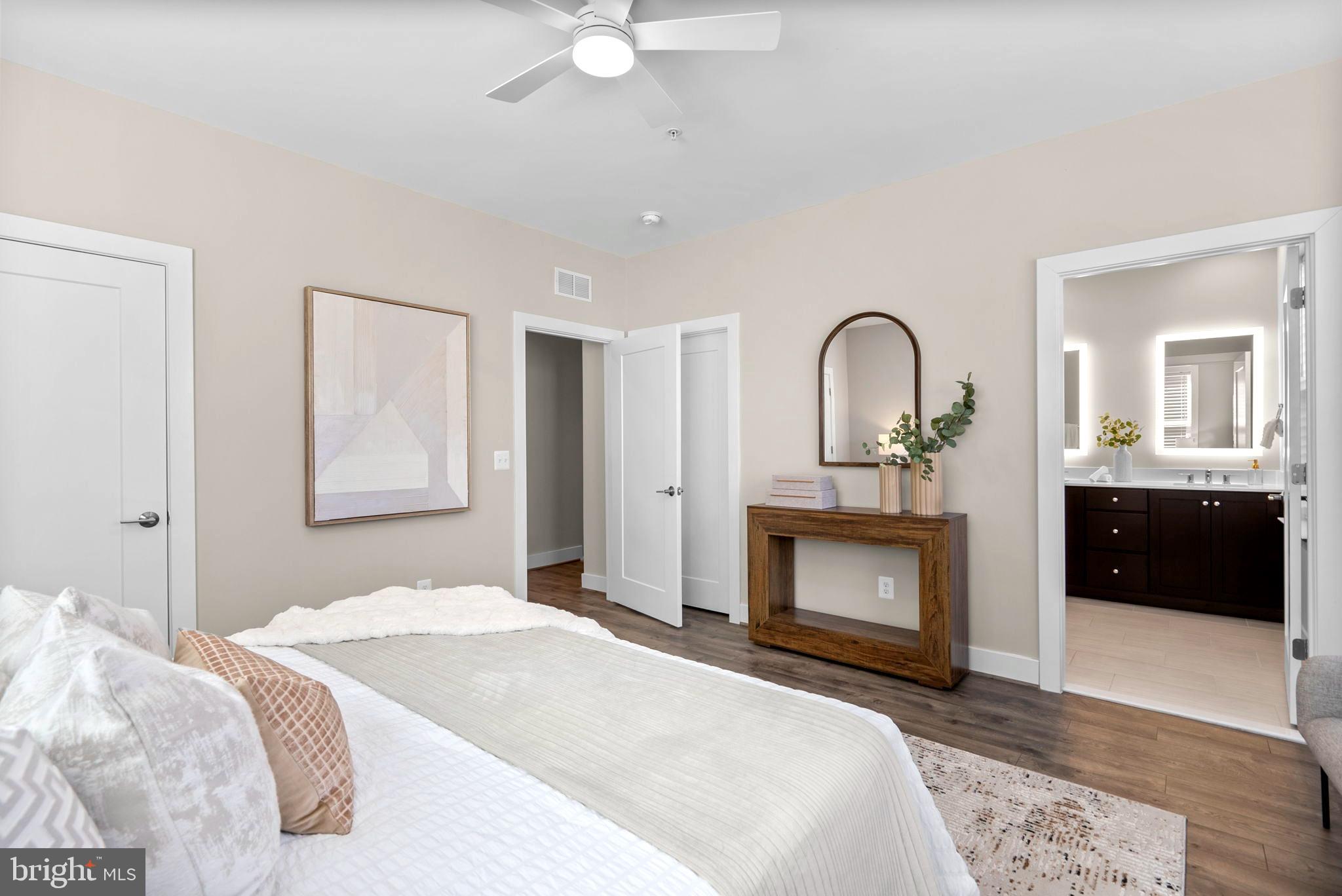 TOWER OAKS - Residential
