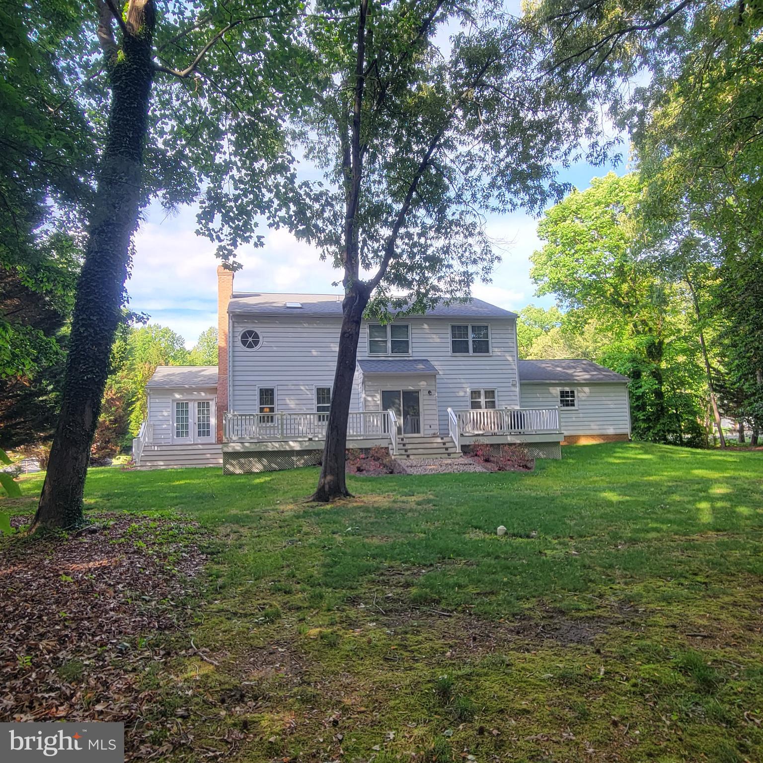 527 POST OAK RD