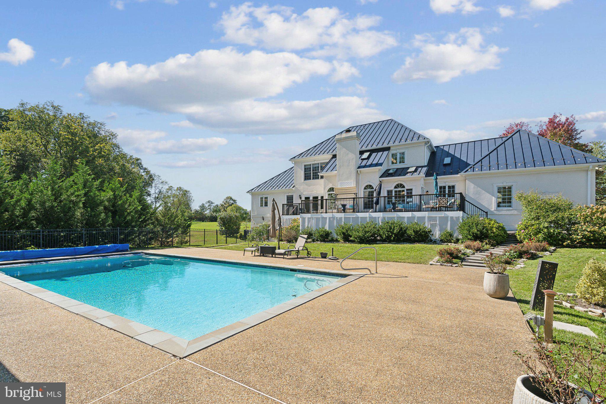 HARWOOD - Residential