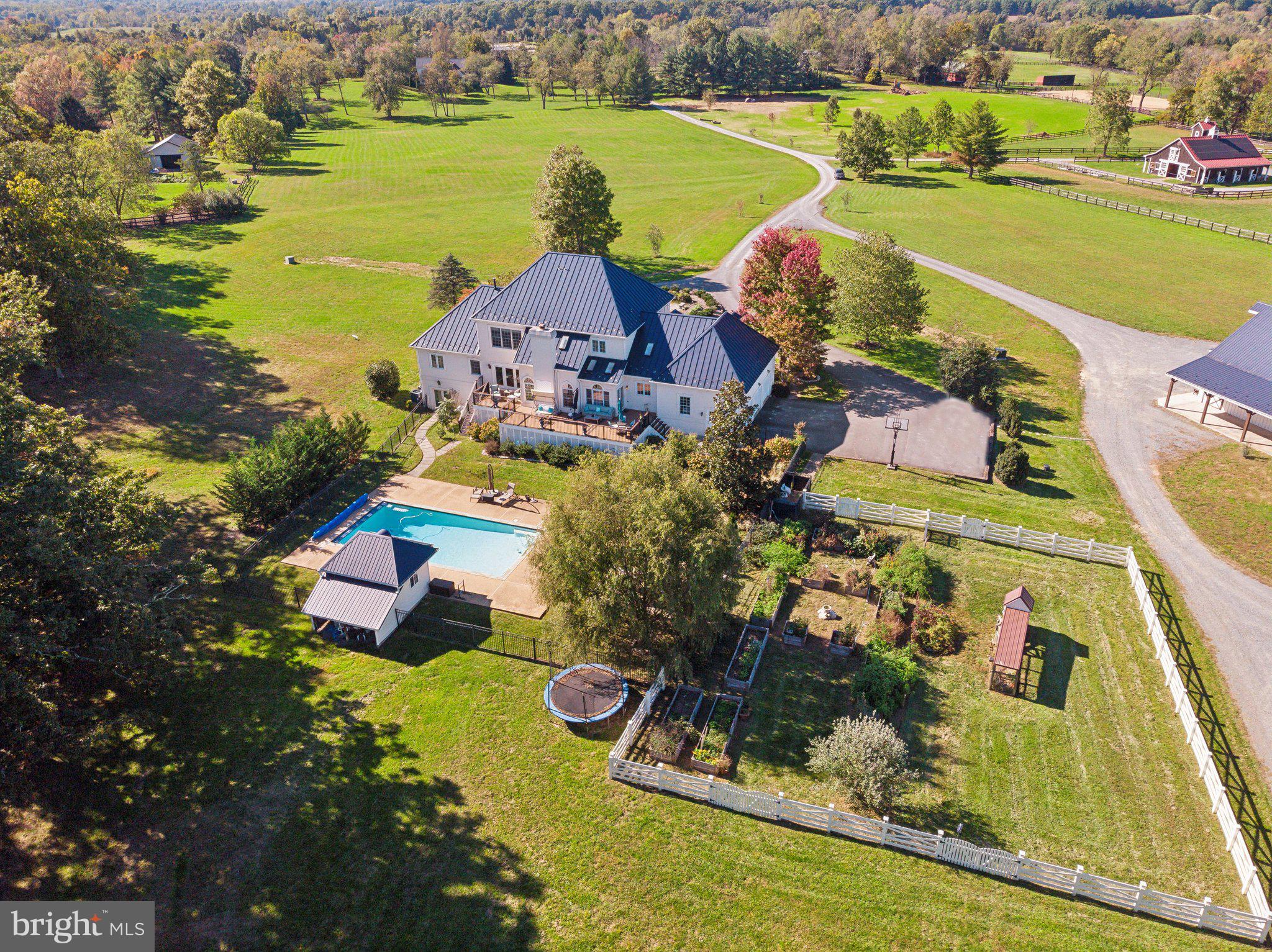 HARWOOD - Residential