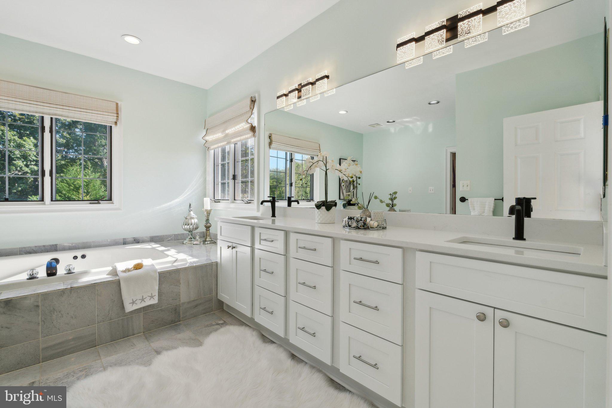 HARWOOD - Residential