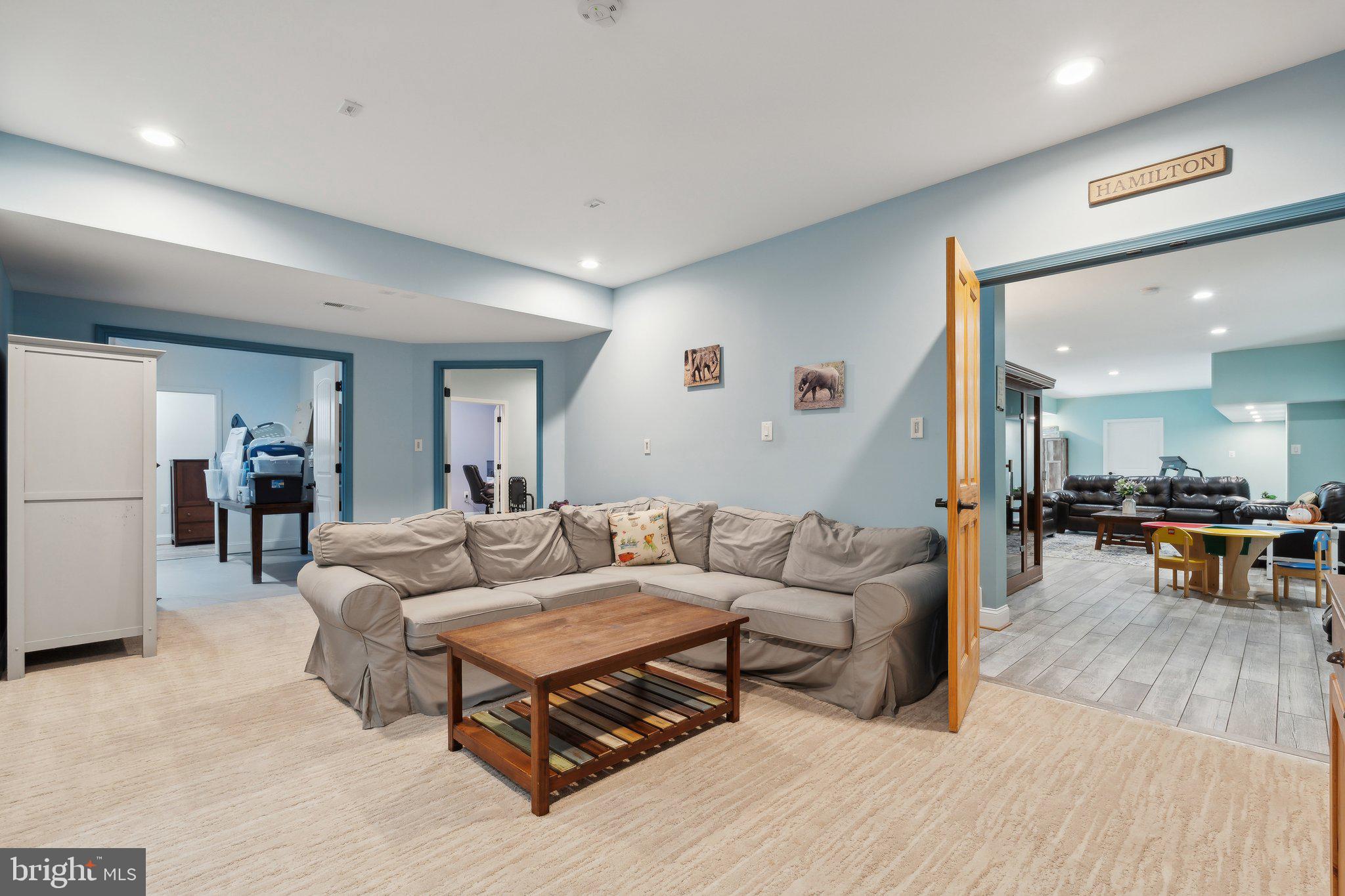 HARWOOD - Residential