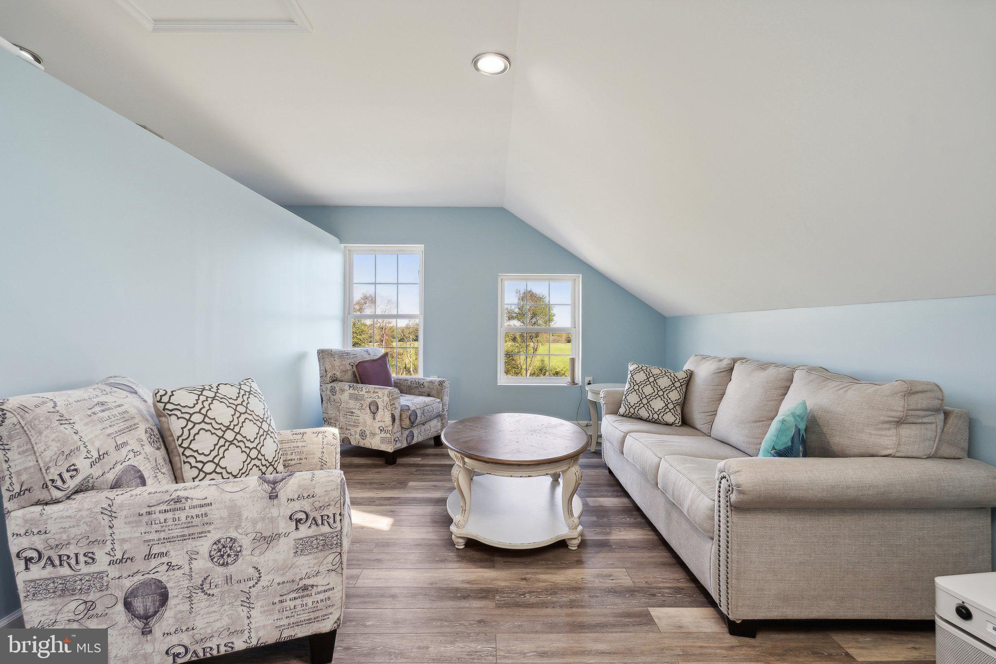 HARWOOD - Residential