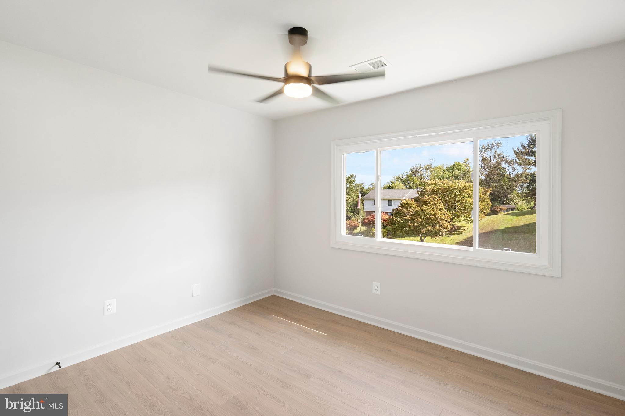 ROLLING GREEN - Residential