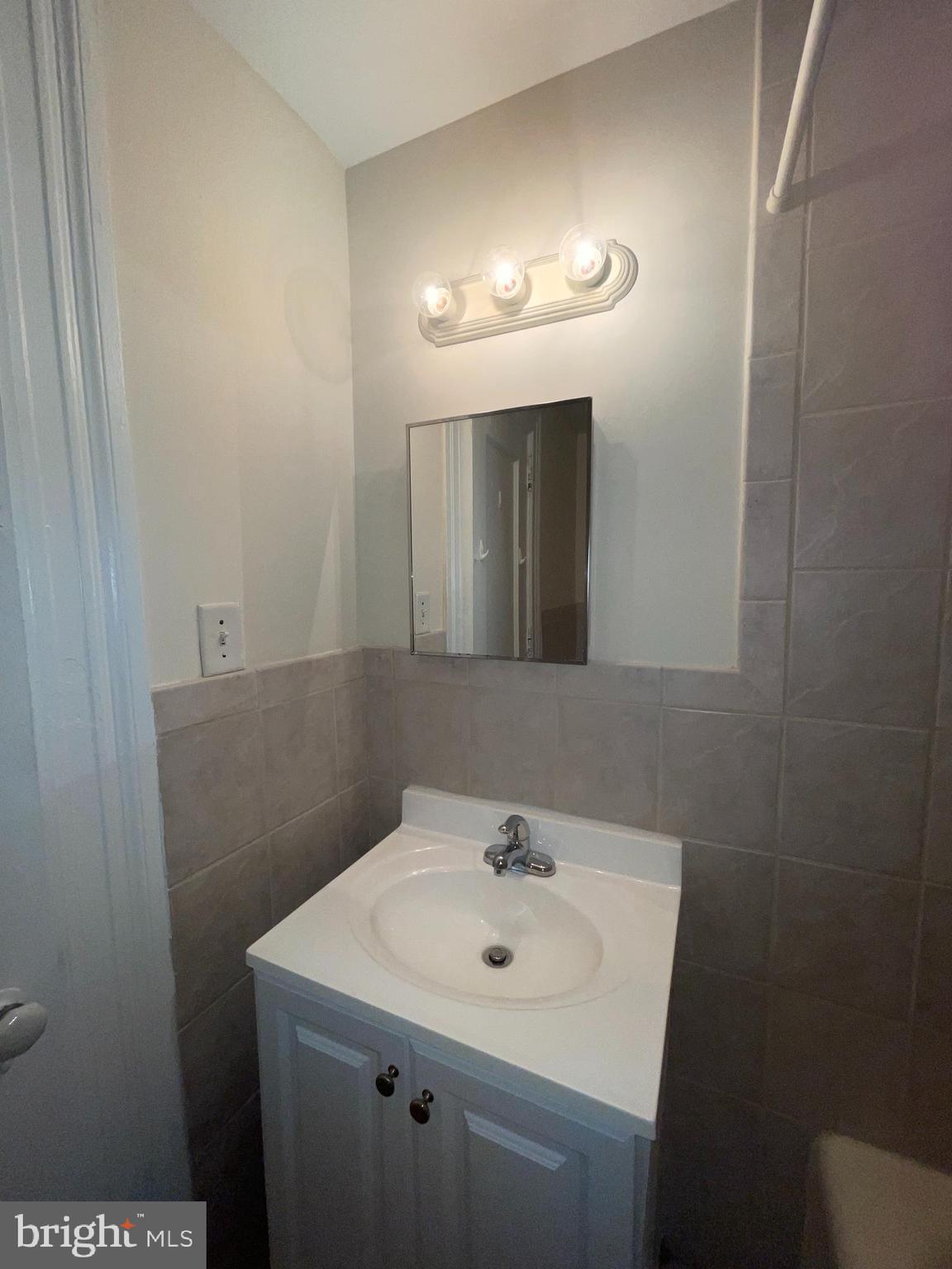 AVENUE OF THE ARTS - Residential