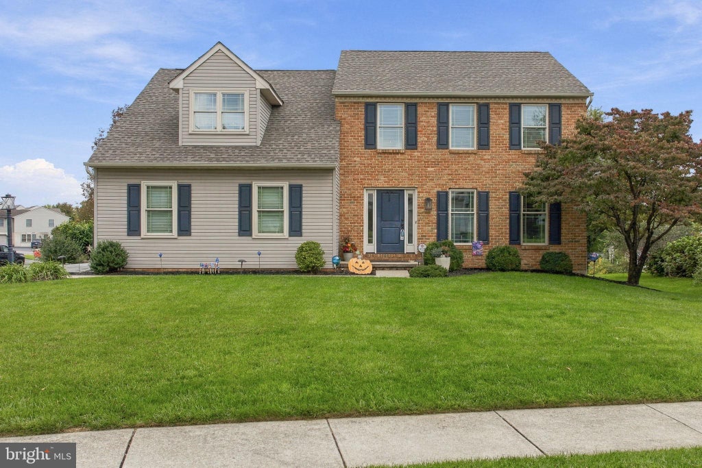 Photo of 600 Redwood Drive, LANCASTER, PA 17602 (MLS # PALA2095684)