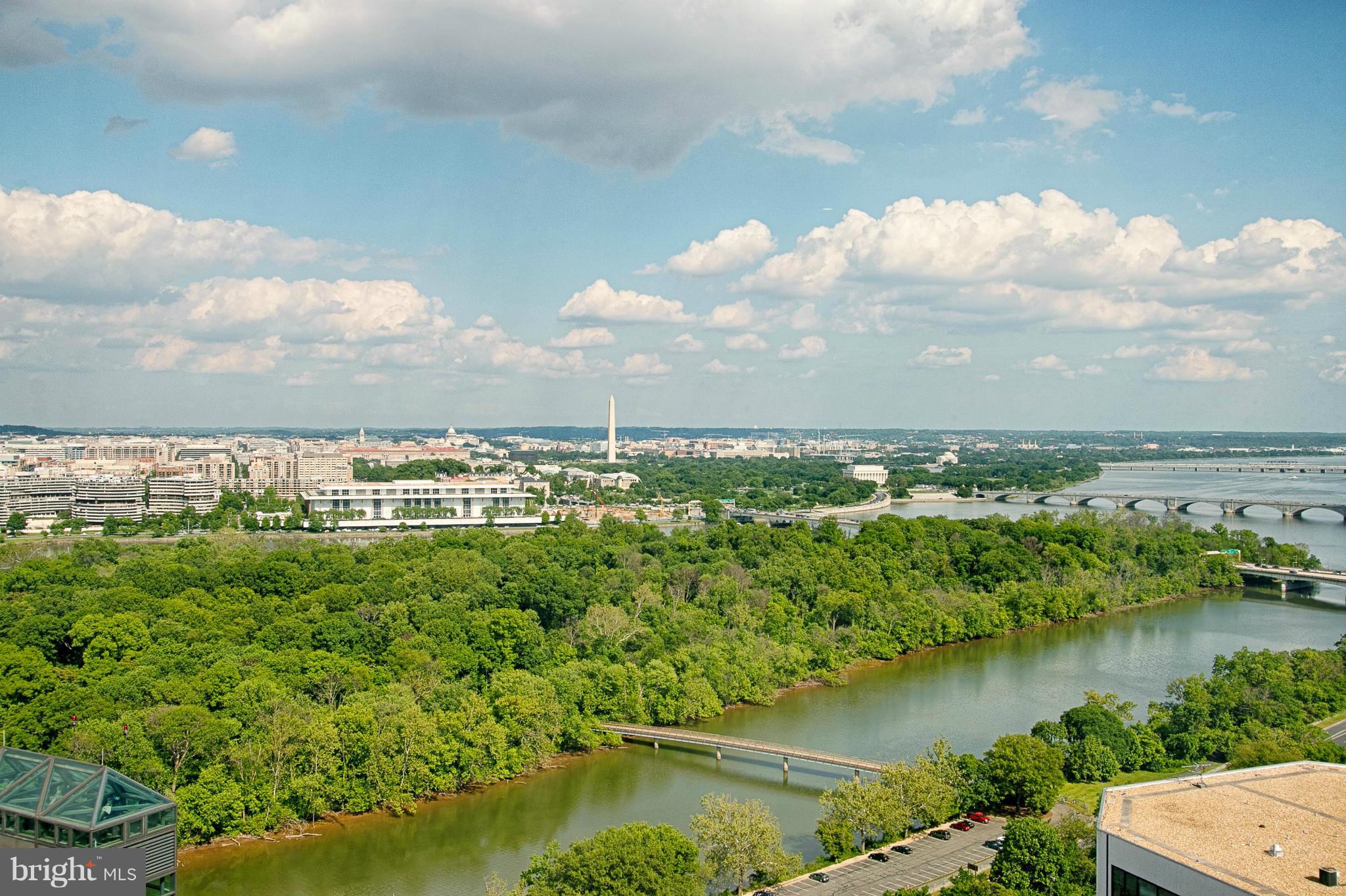 THE WATERVIEW - Residential
