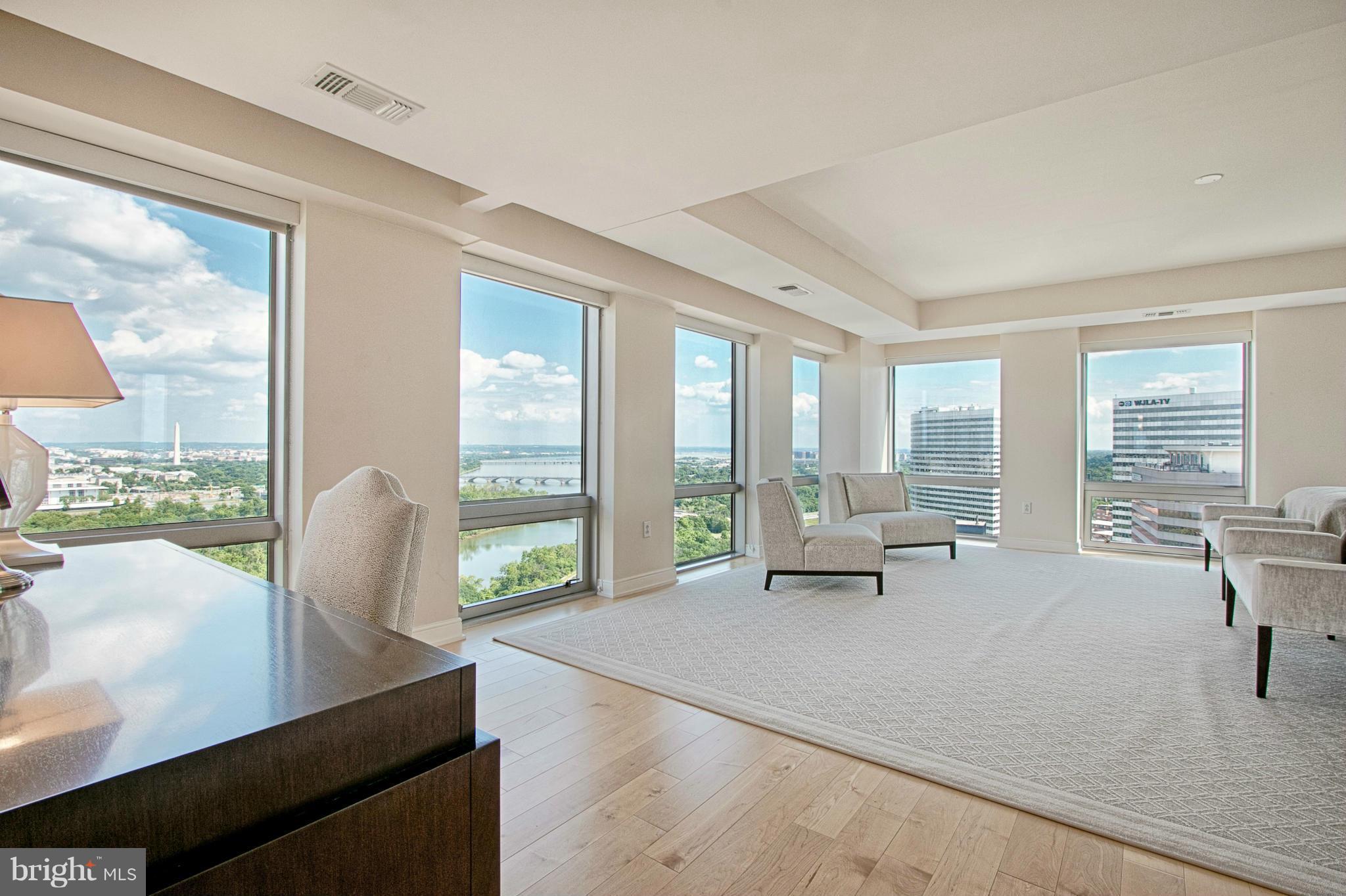 THE WATERVIEW - Residential