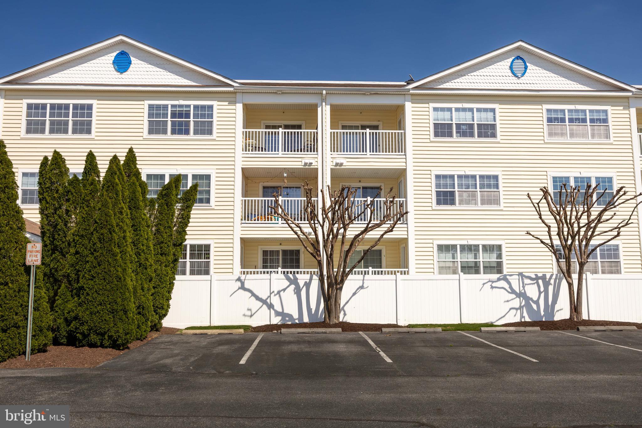 MAGNOLIAS - Residential