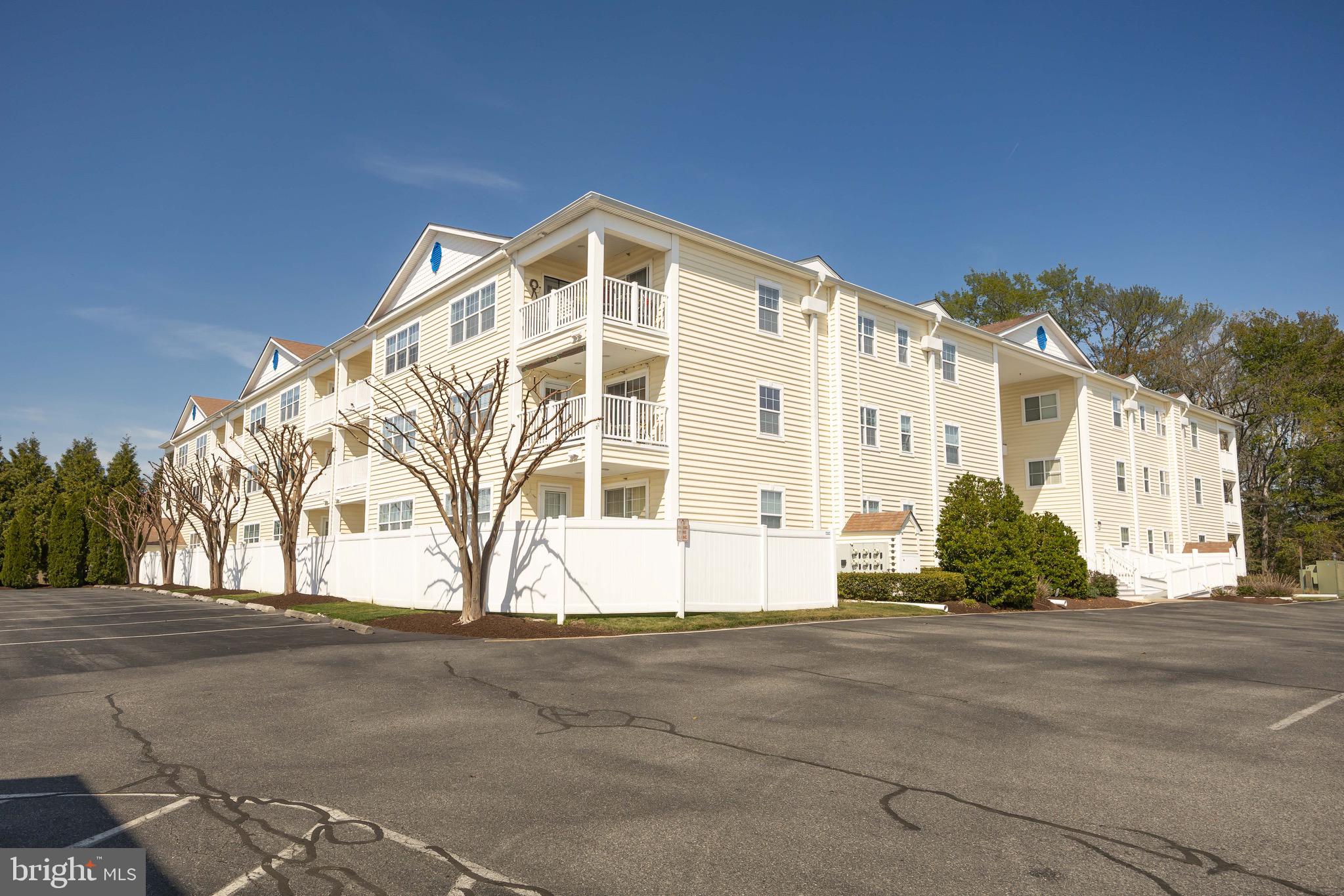 MAGNOLIAS - Residential