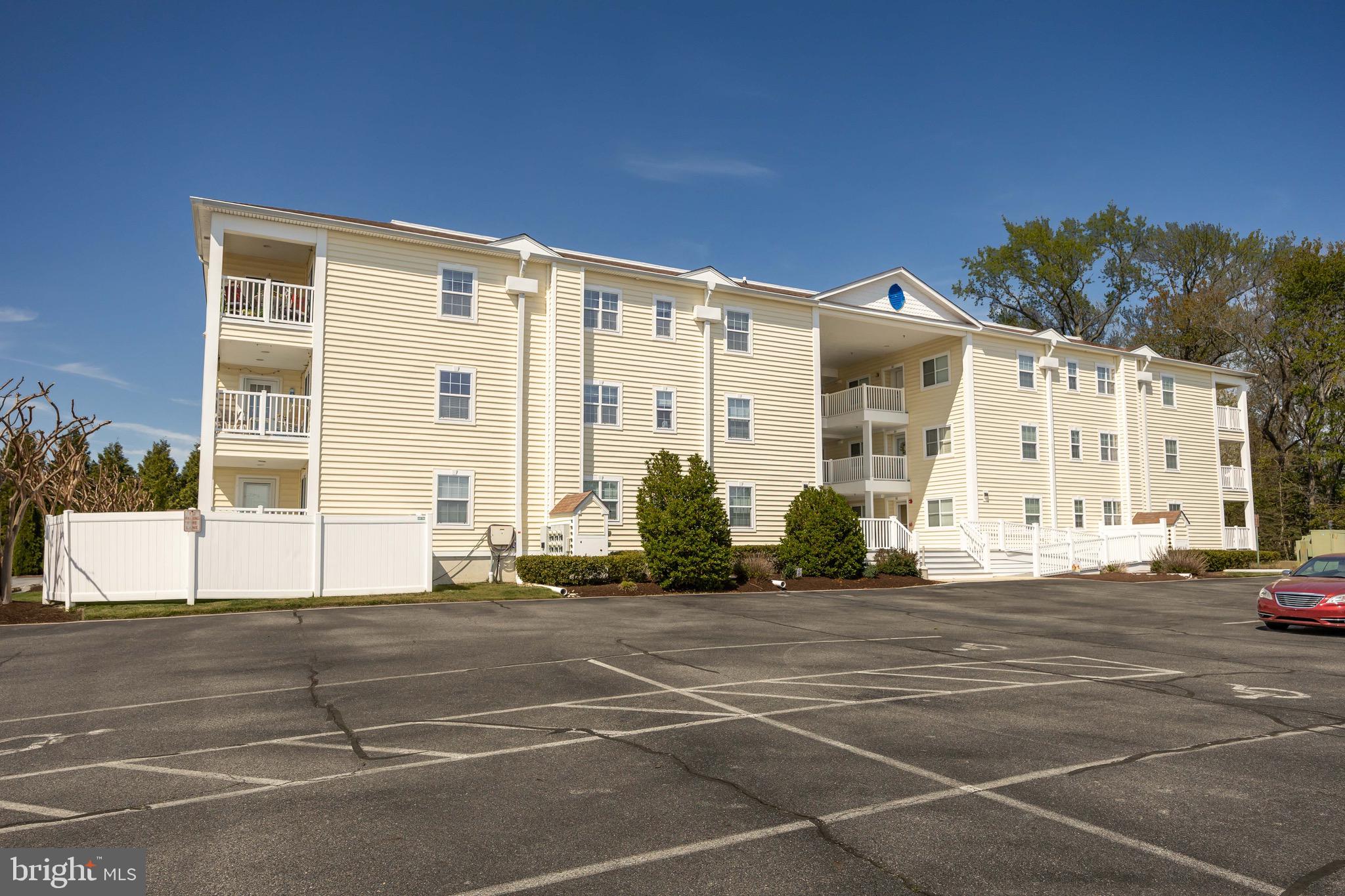 MAGNOLIAS - Residential