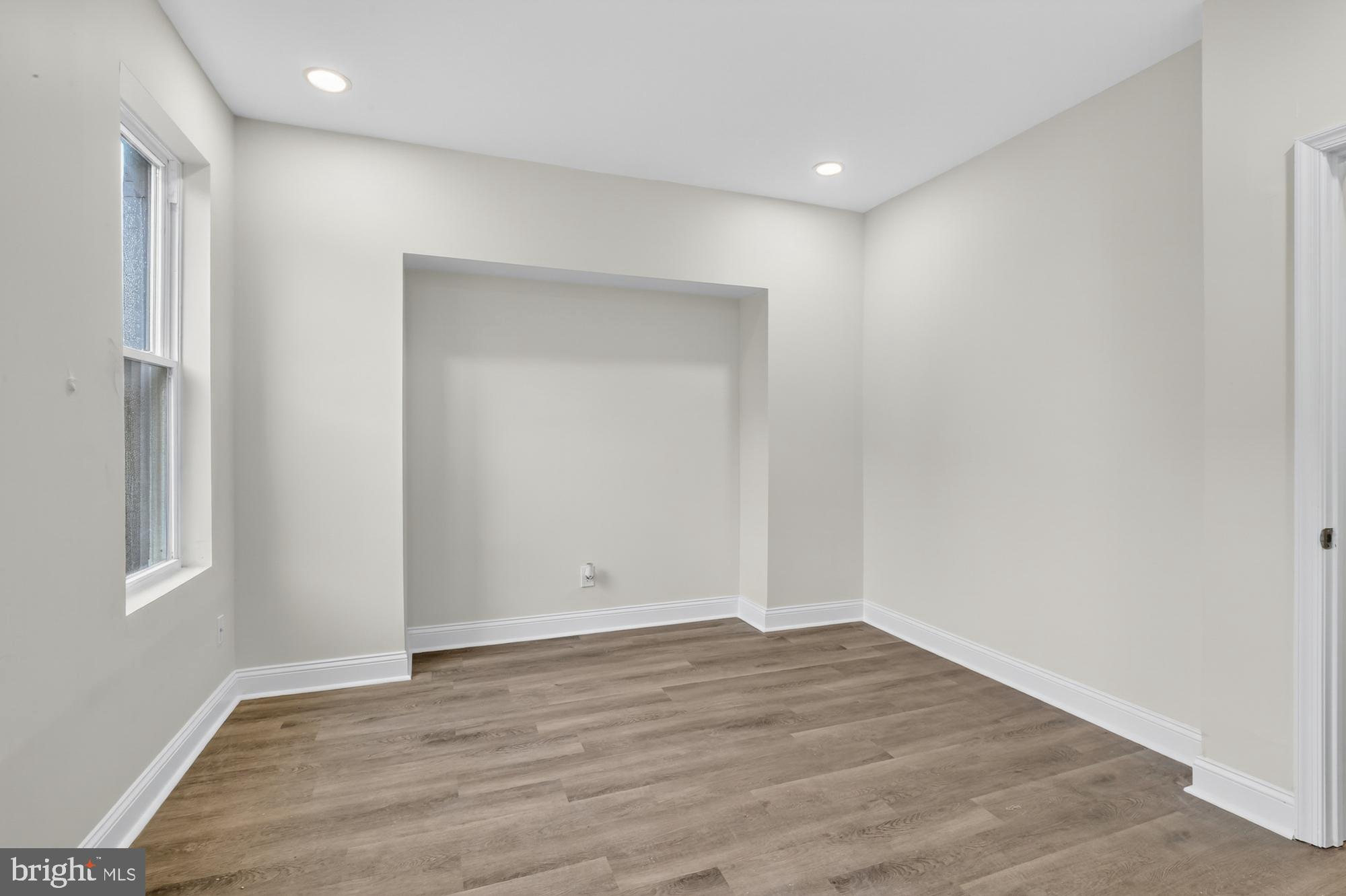 SHARSWOOD - Residential Lease