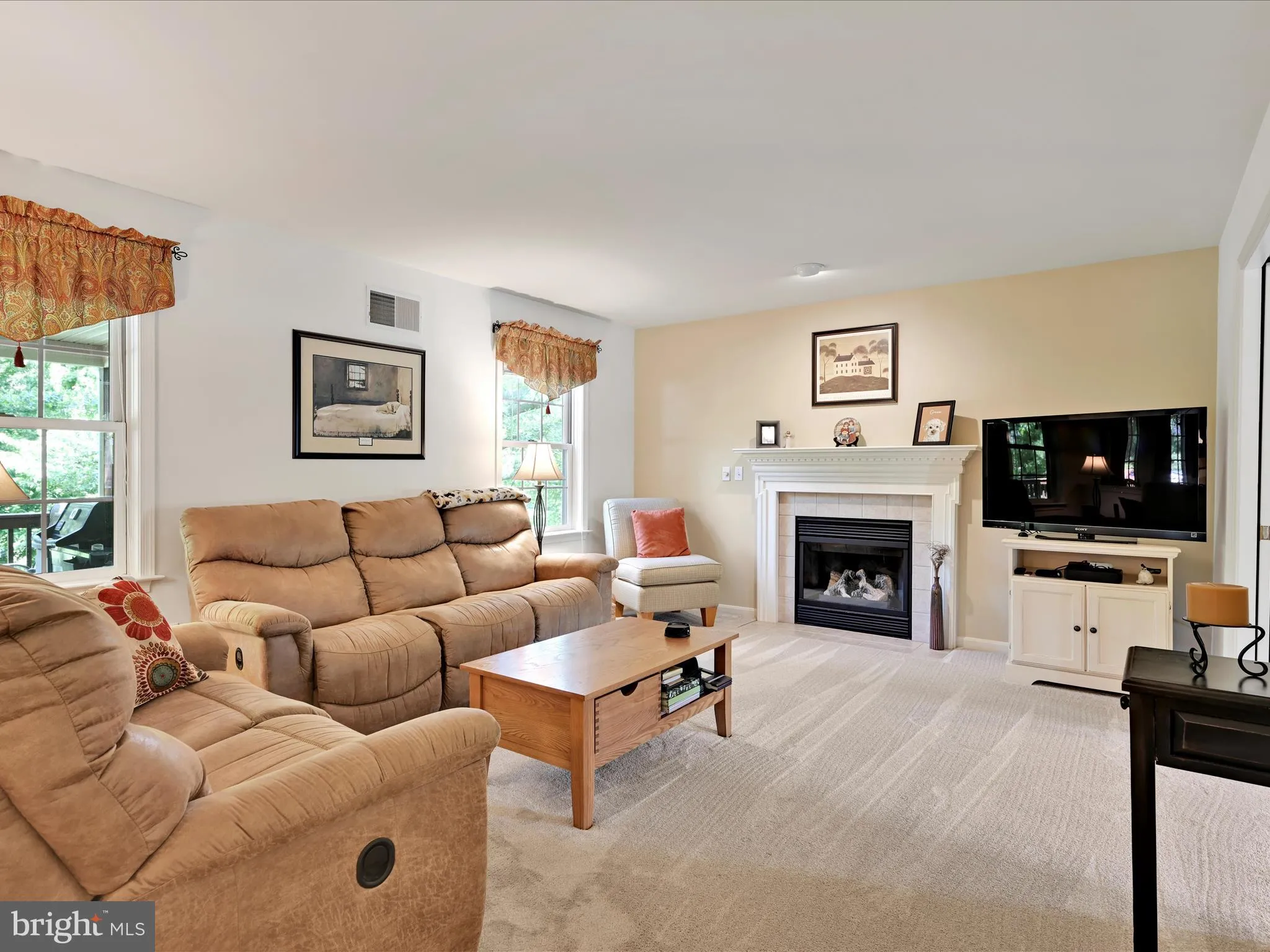 Palmyra, Pennsylvania 17078, United States, 4 Bedrooms Bedrooms, ,2 BathroomsBathrooms,Residential,Pending,142989