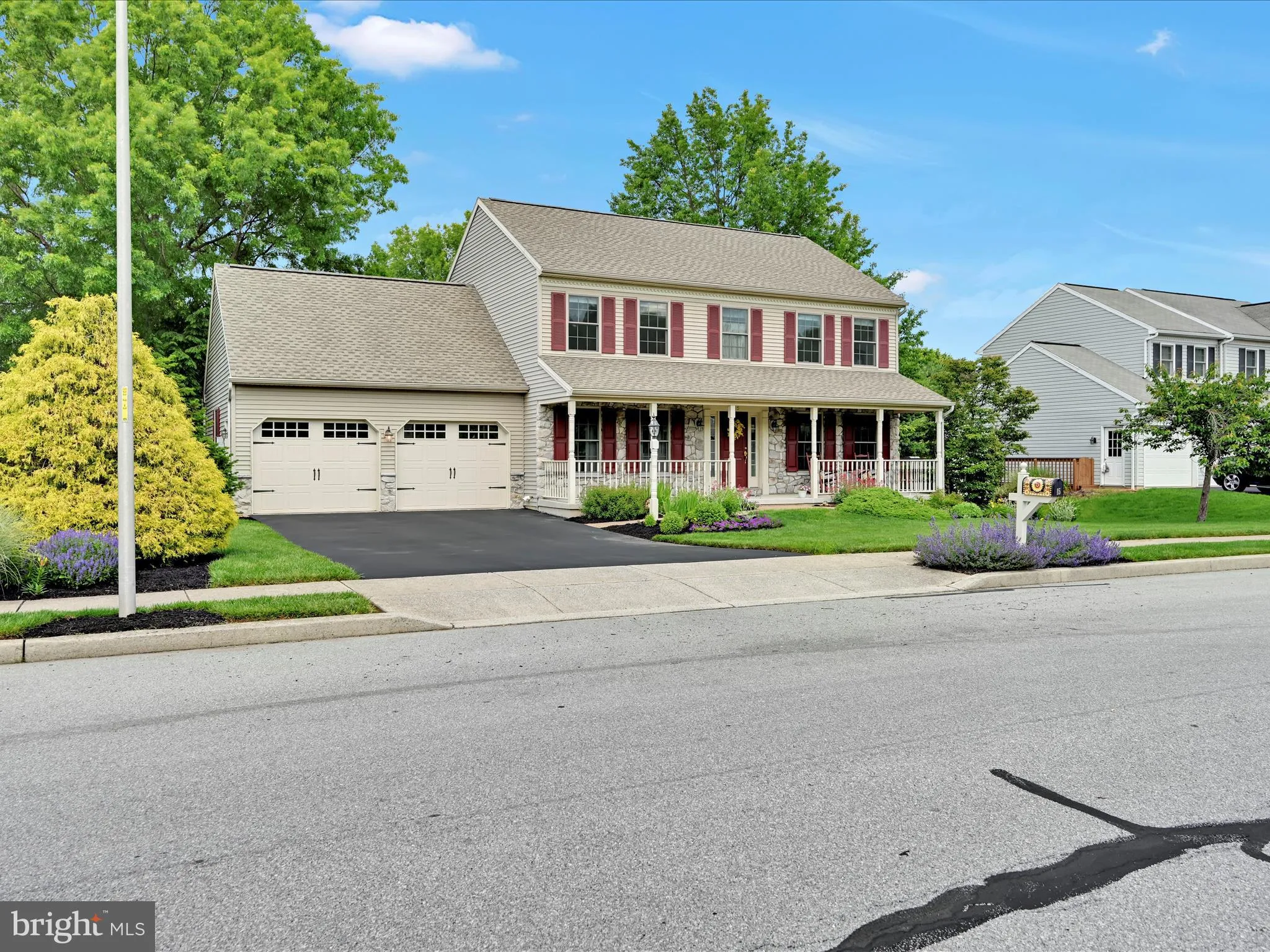 Palmyra, Pennsylvania 17078, United States, 4 Bedrooms Bedrooms, ,2 BathroomsBathrooms,Residential,Pending,142989