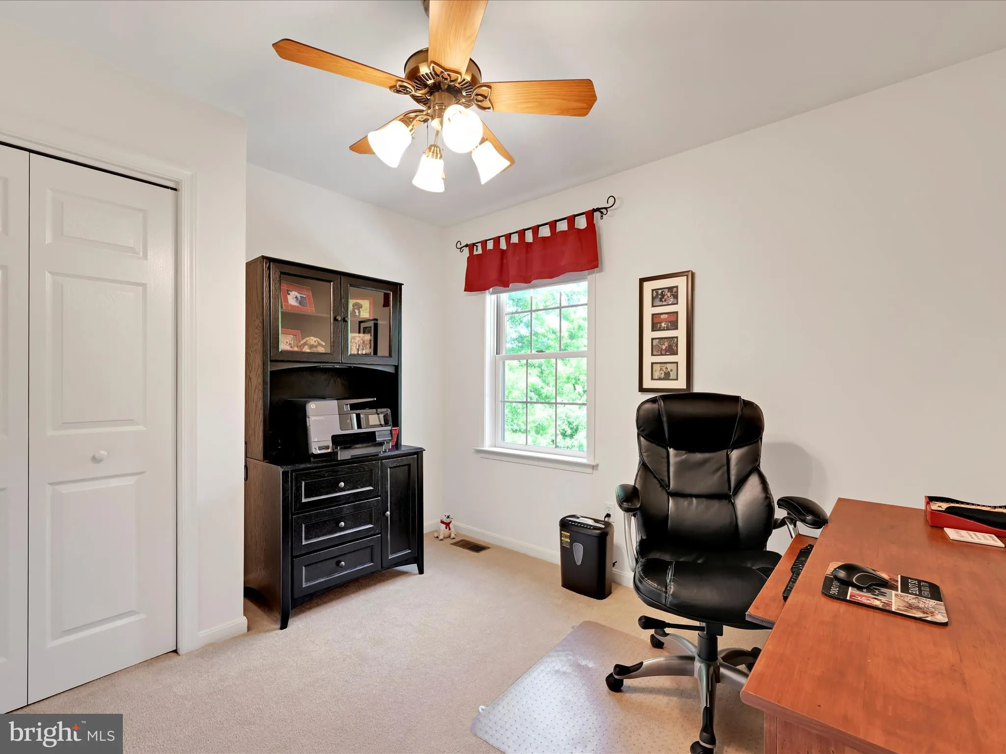 Palmyra, Pennsylvania 17078, United States, 4 Bedrooms Bedrooms, ,2 BathroomsBathrooms,Residential,Pending,142989