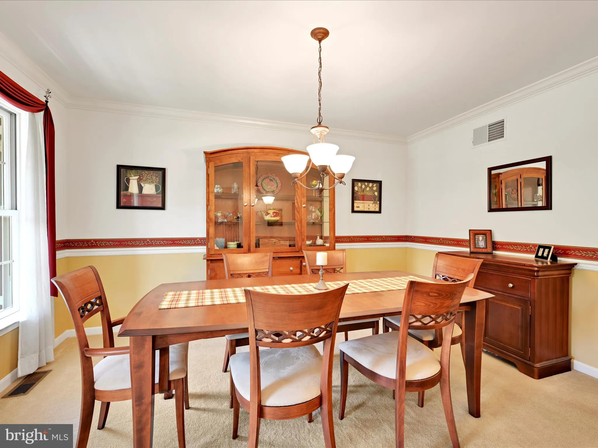 Palmyra, Pennsylvania 17078, United States, 4 Bedrooms Bedrooms, ,2 BathroomsBathrooms,Residential,Pending,142989