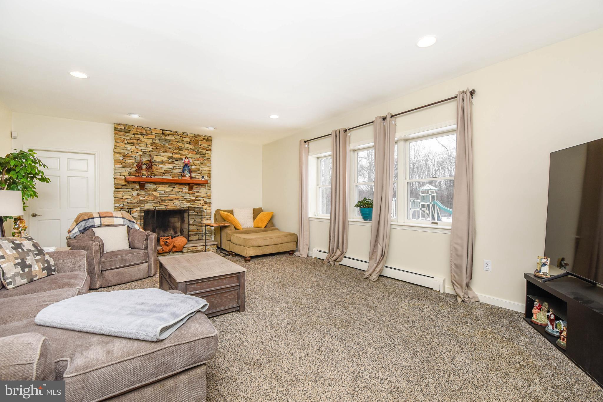 HAZLETON - Residential