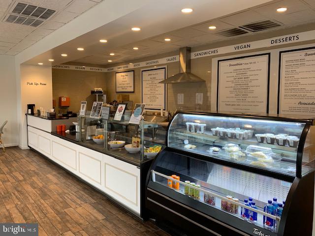 2500+- sf free standing building on Montgomery Avenue in Narberth. Net lease. Great retail location. Located across the street from Staples and Wawa. Commercial refrigeration, ovens, customer showcases and other equipment available for use at no additional charge.