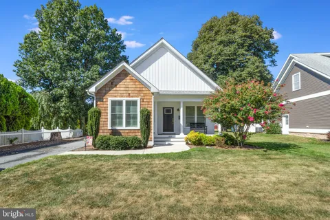 406 Nylon Boulevard, Seaford, DE MLS: DESU2095882