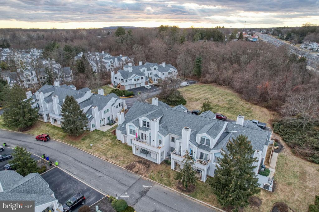 Photo of 408 Margit Court, NEWARK, DE 19711 (MLS # DENC2095152)