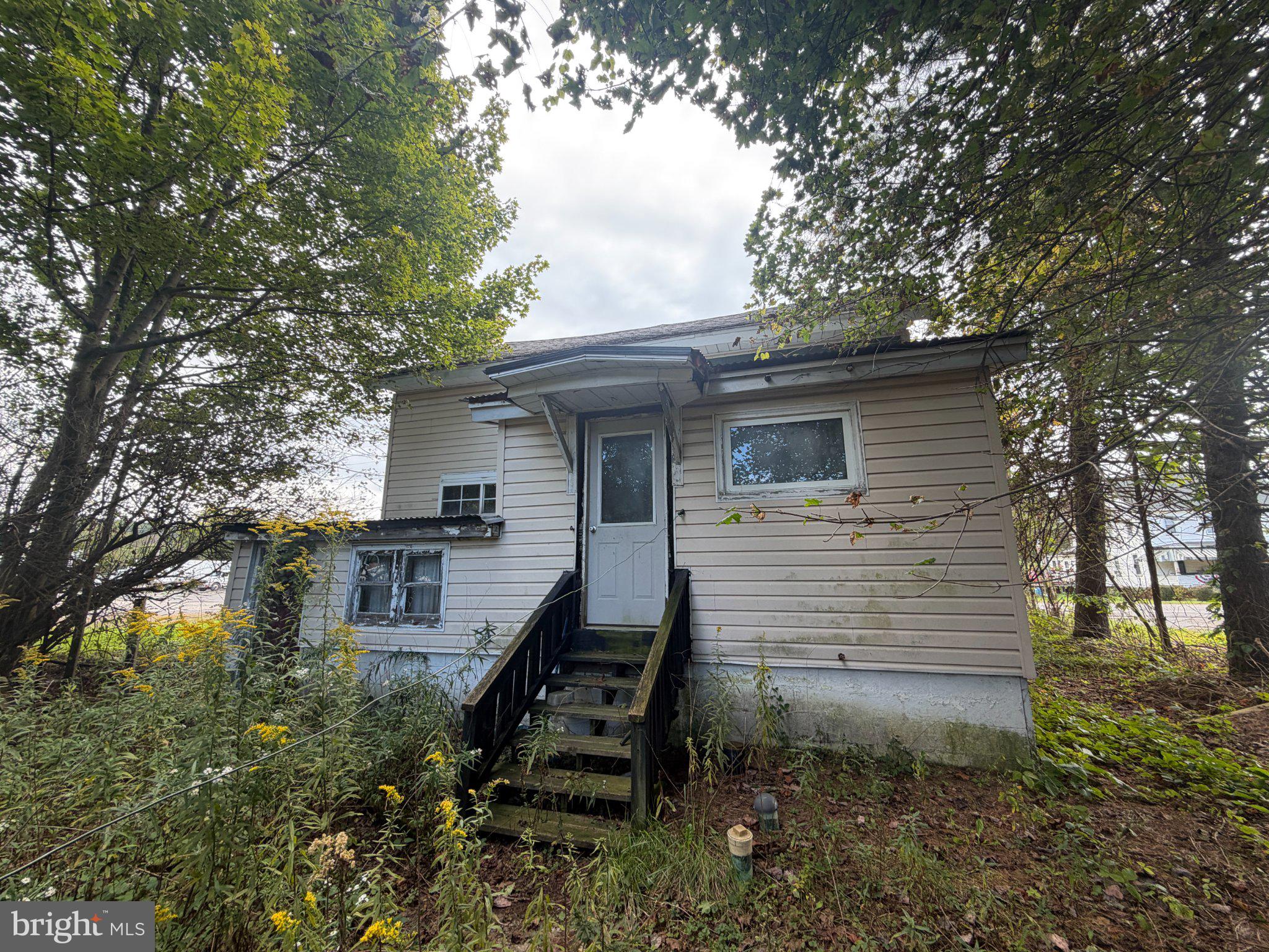 1801 DORSEY AVENUE