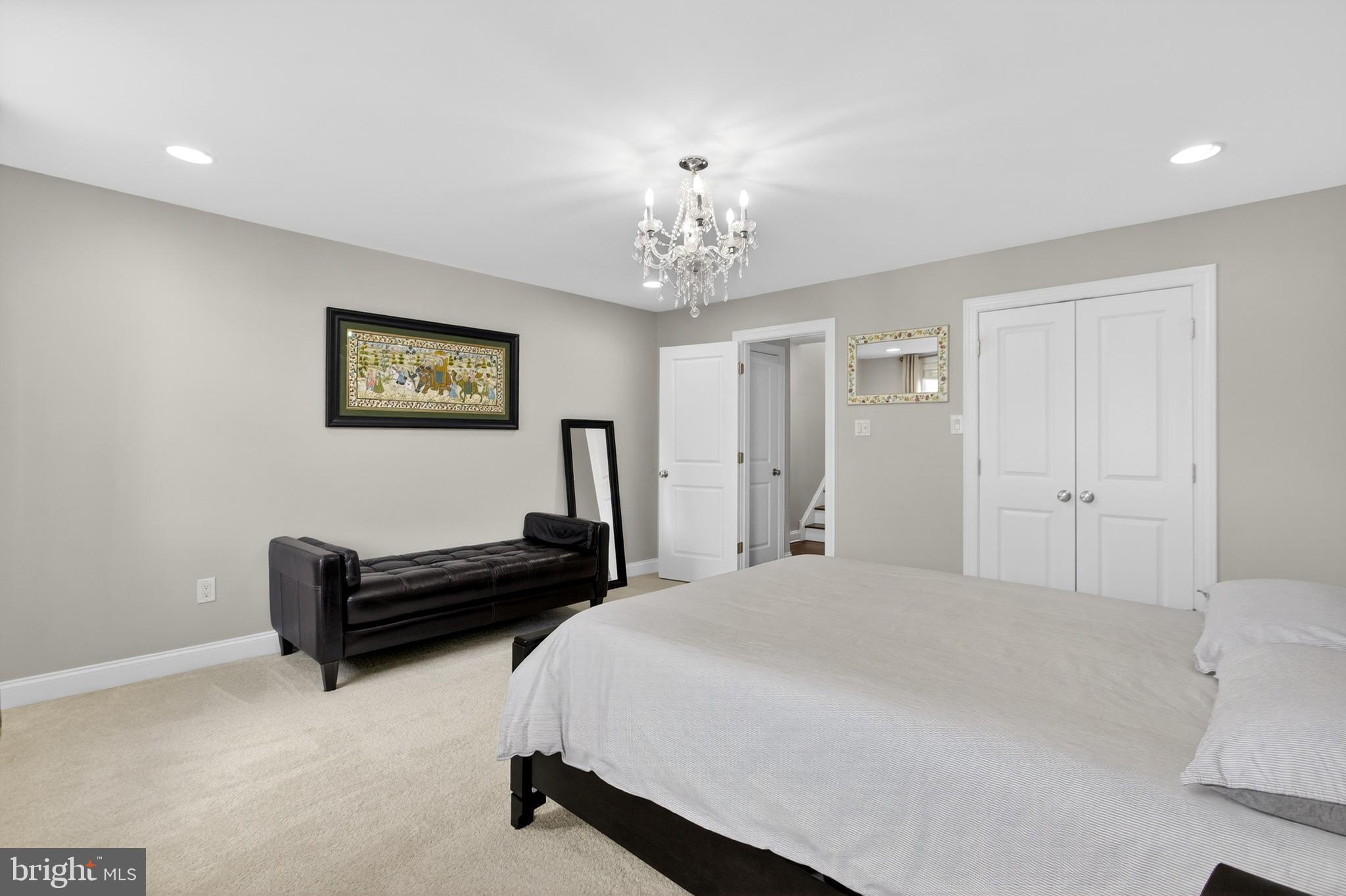 GRADUATE HOSPITAL - Residential