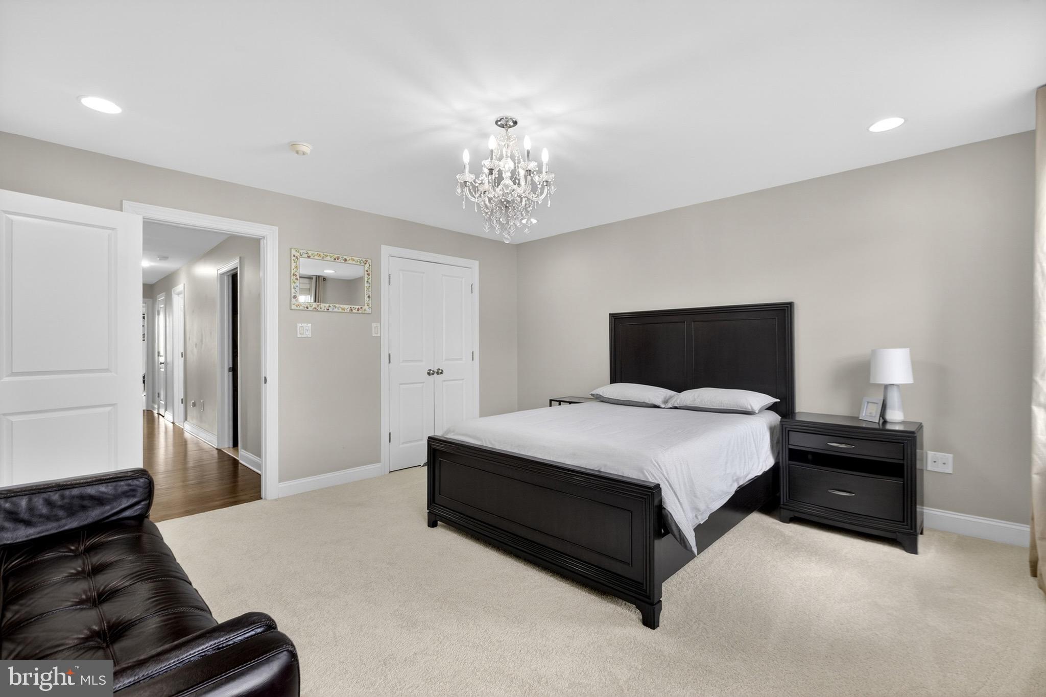 GRADUATE HOSPITAL - Residential