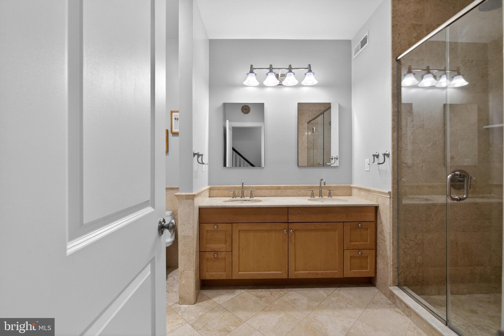 GRADUATE HOSPITAL - Residential