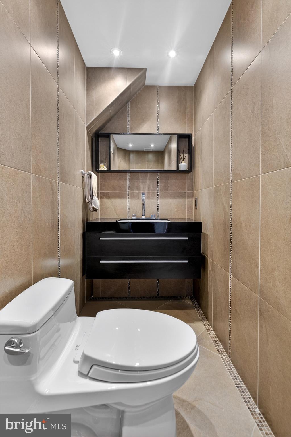 GRADUATE HOSPITAL - Residential